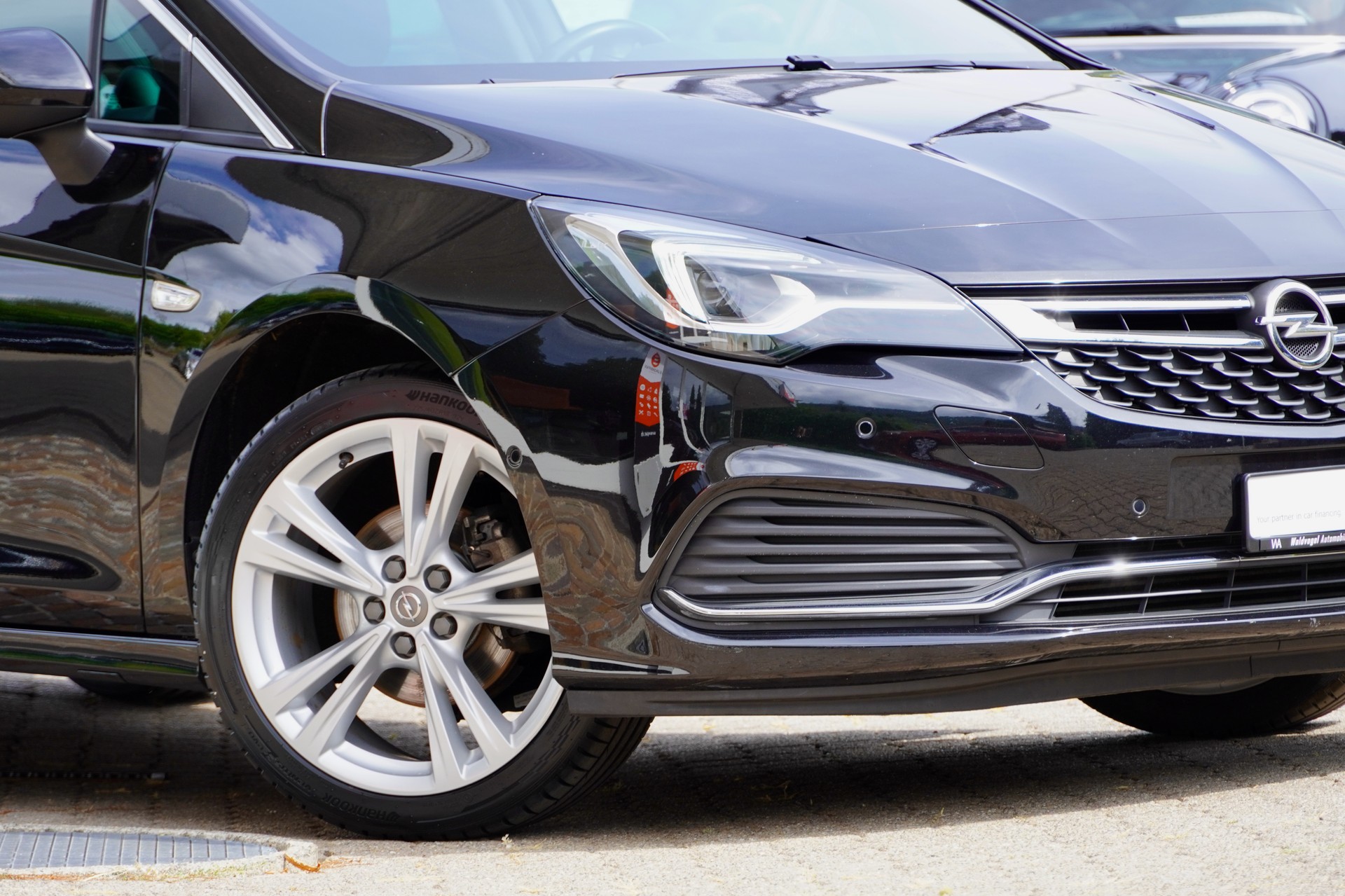 OPEL Astra 1.4i Turbo Excellence-showroom-element-1