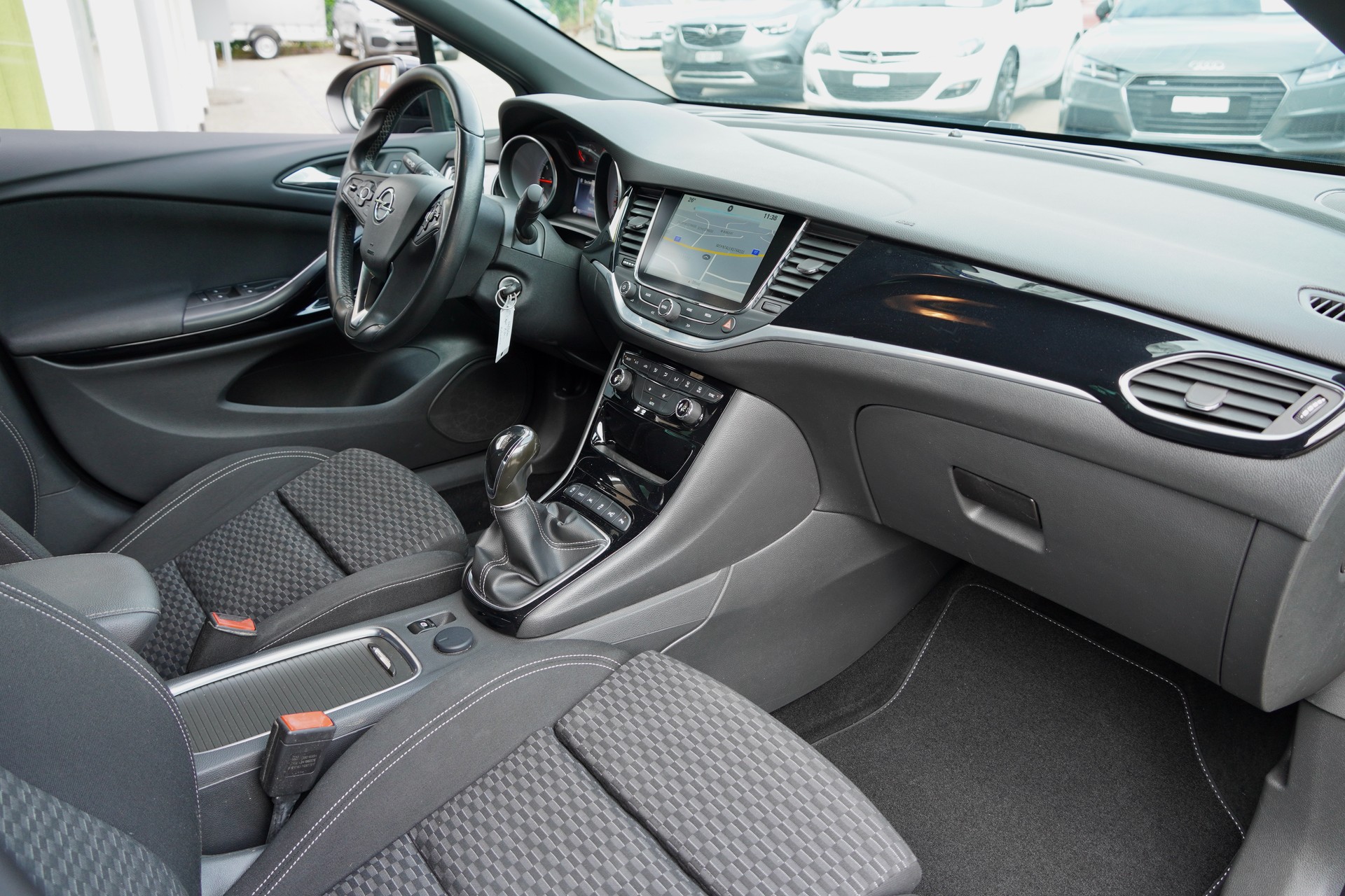 OPEL Astra 1.4i Turbo Excellence-image-10