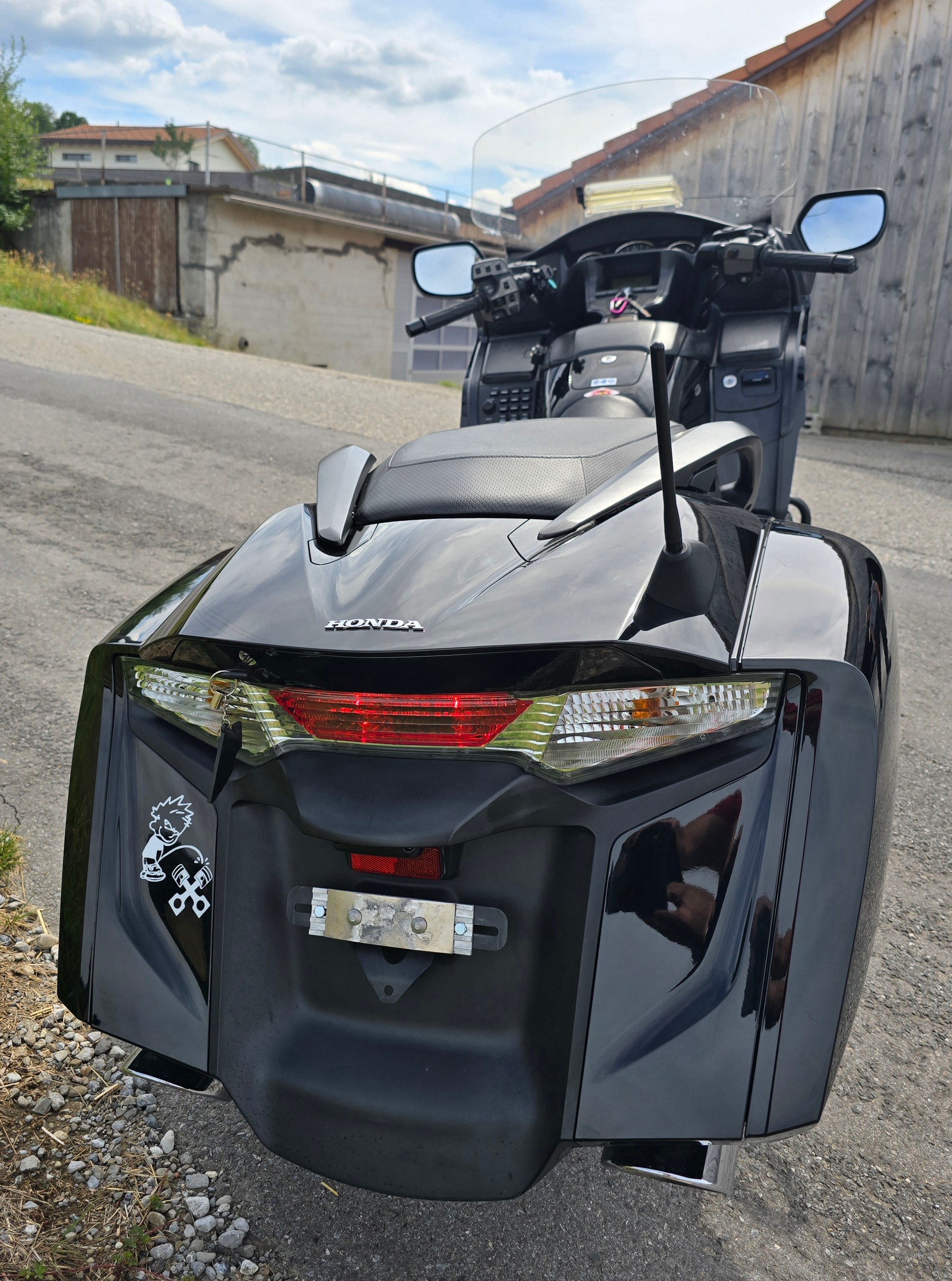 HONDA GL 1800 F6B D Bagger-image-4