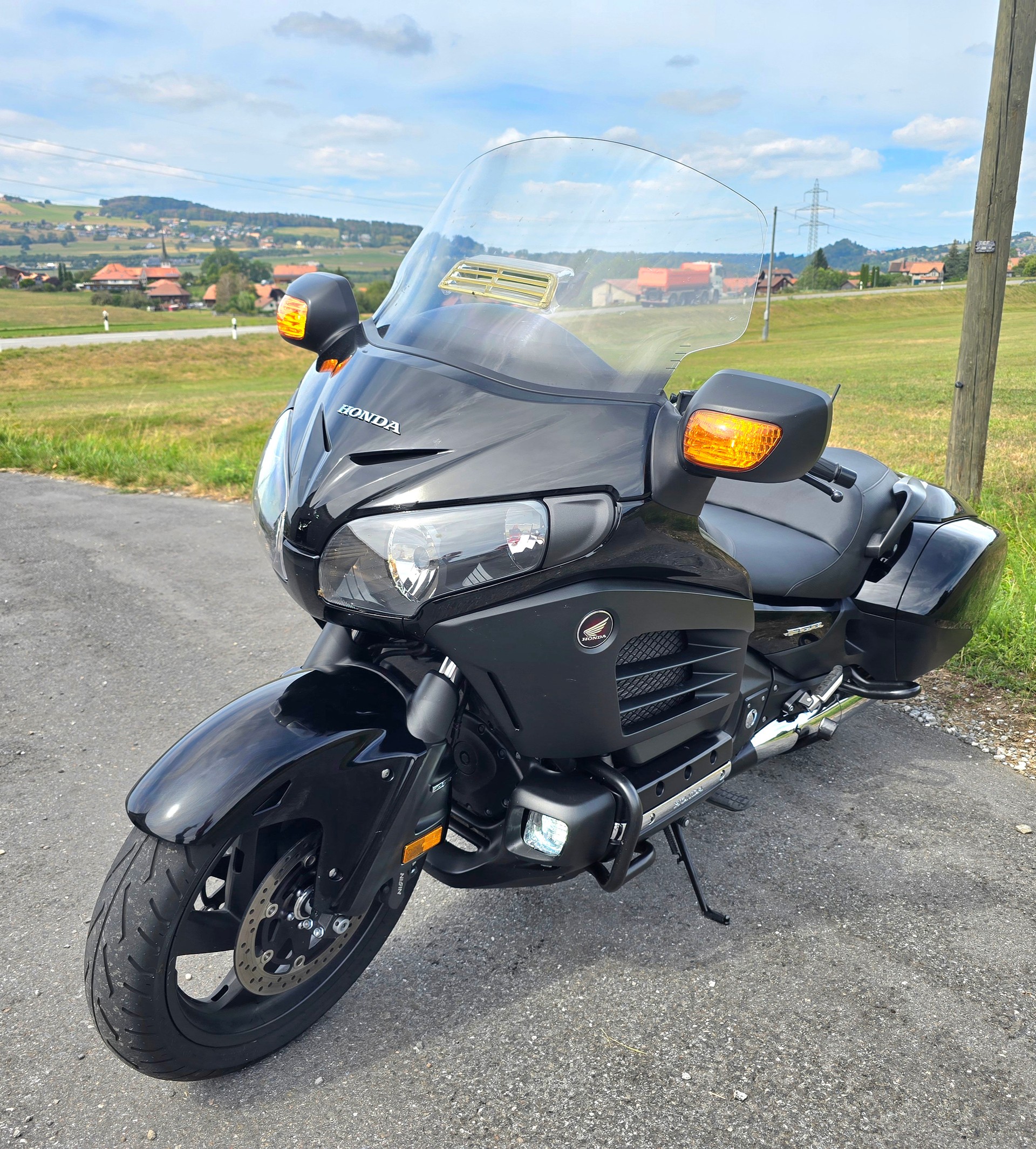 HONDA GL 1800 F6B D Bagger-image-2