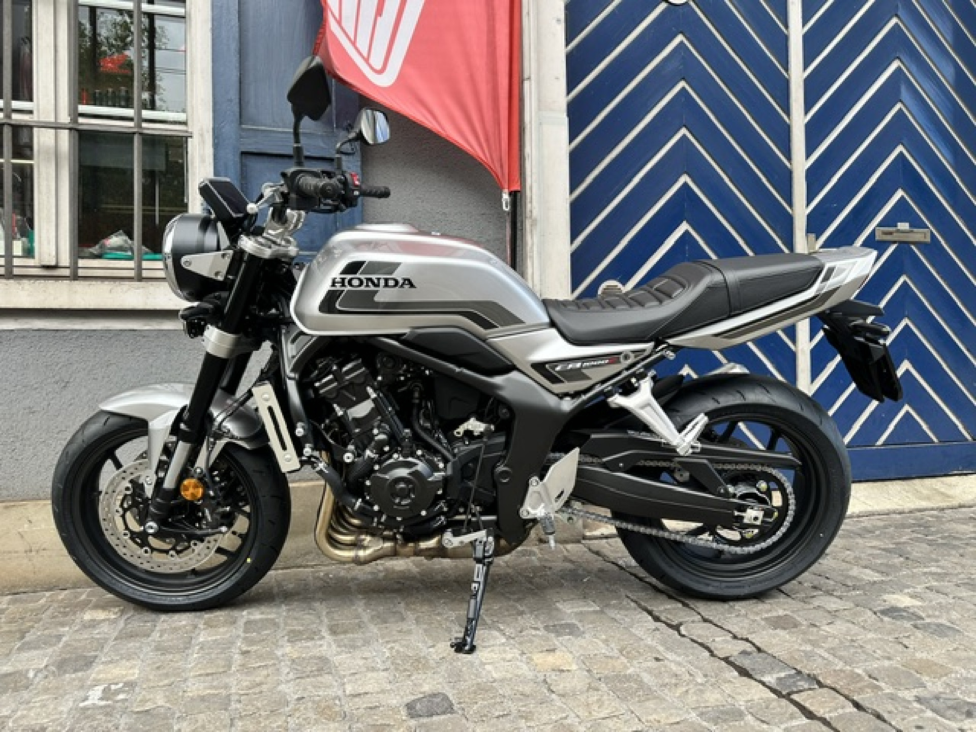 HONDA CB 1000 F Modell 2026-image-2