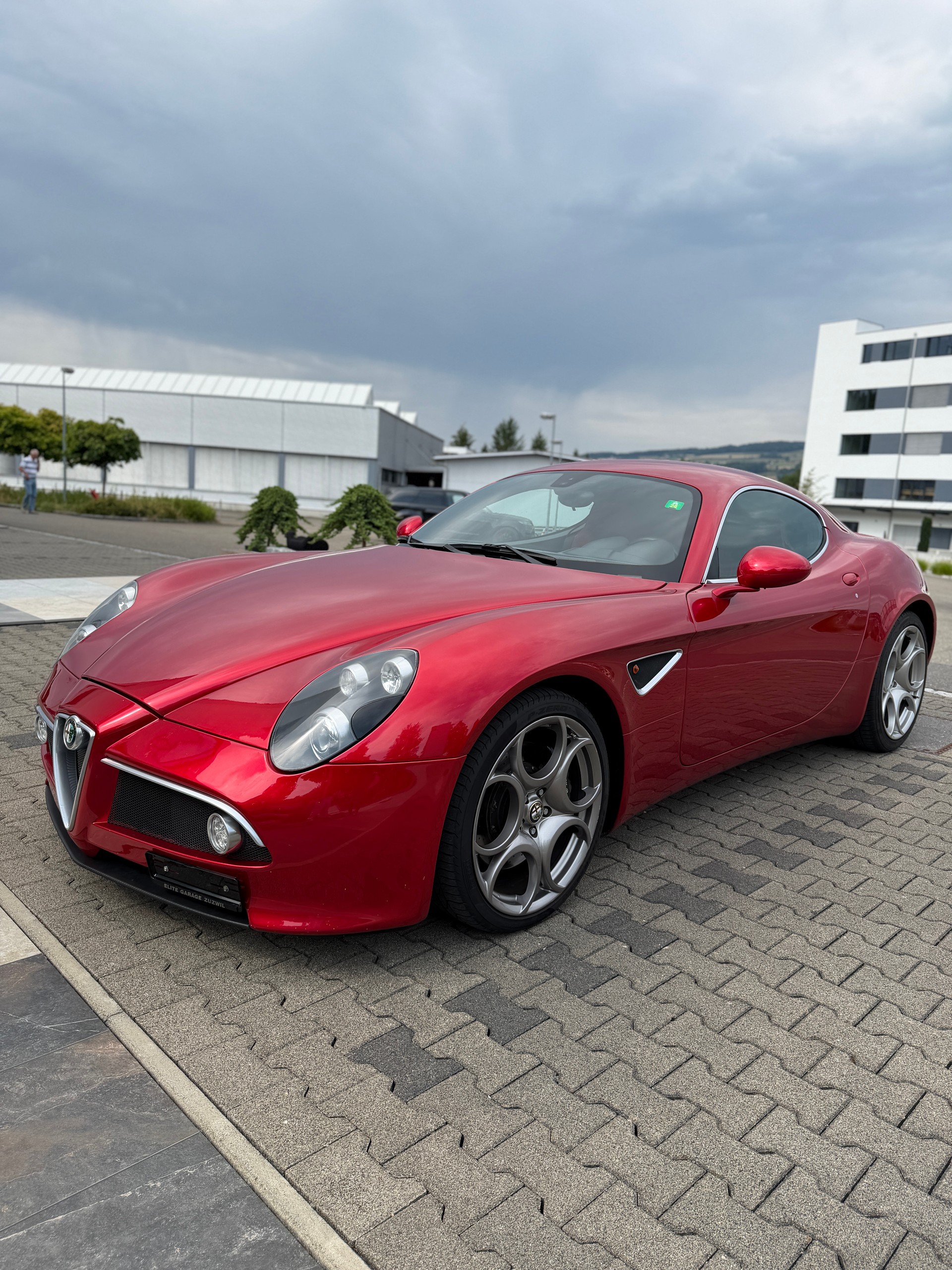 ALFA ROMEO 8C