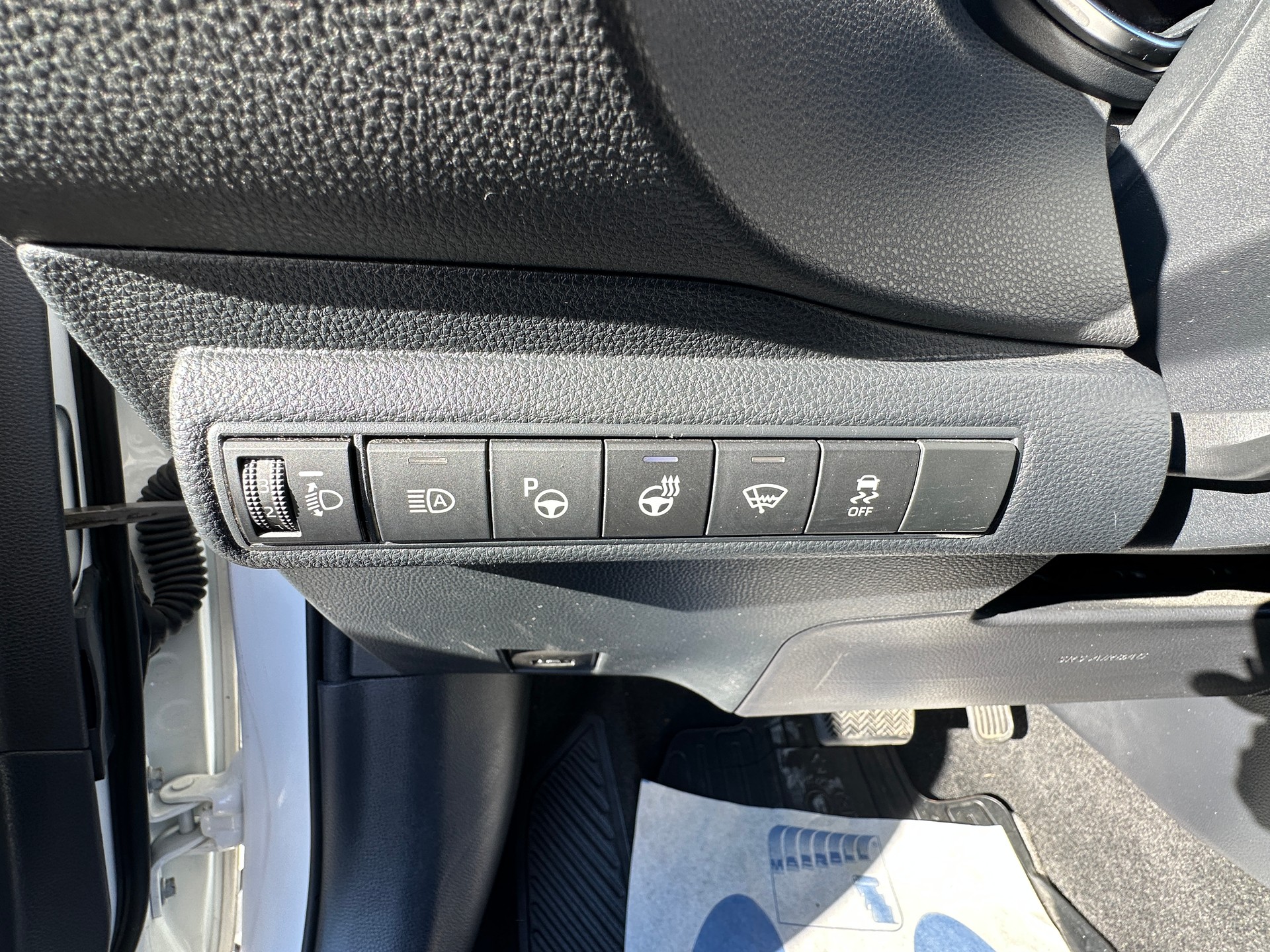 TOYOTA Corolla Touring Sports 1.8 HSD Comfort e-CVT-image-19