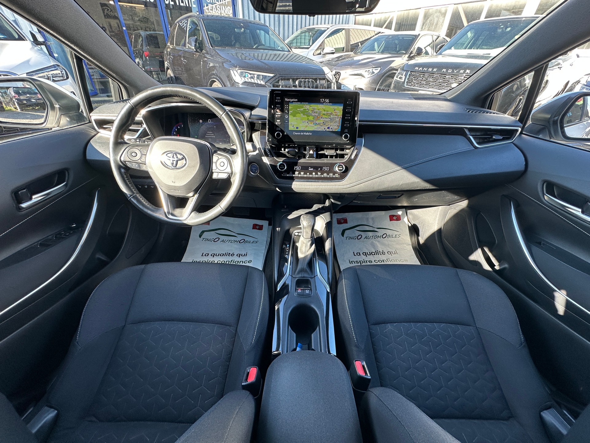 TOYOTA Corolla Touring Sports 1.8 HSD Comfort e-CVT-image-15