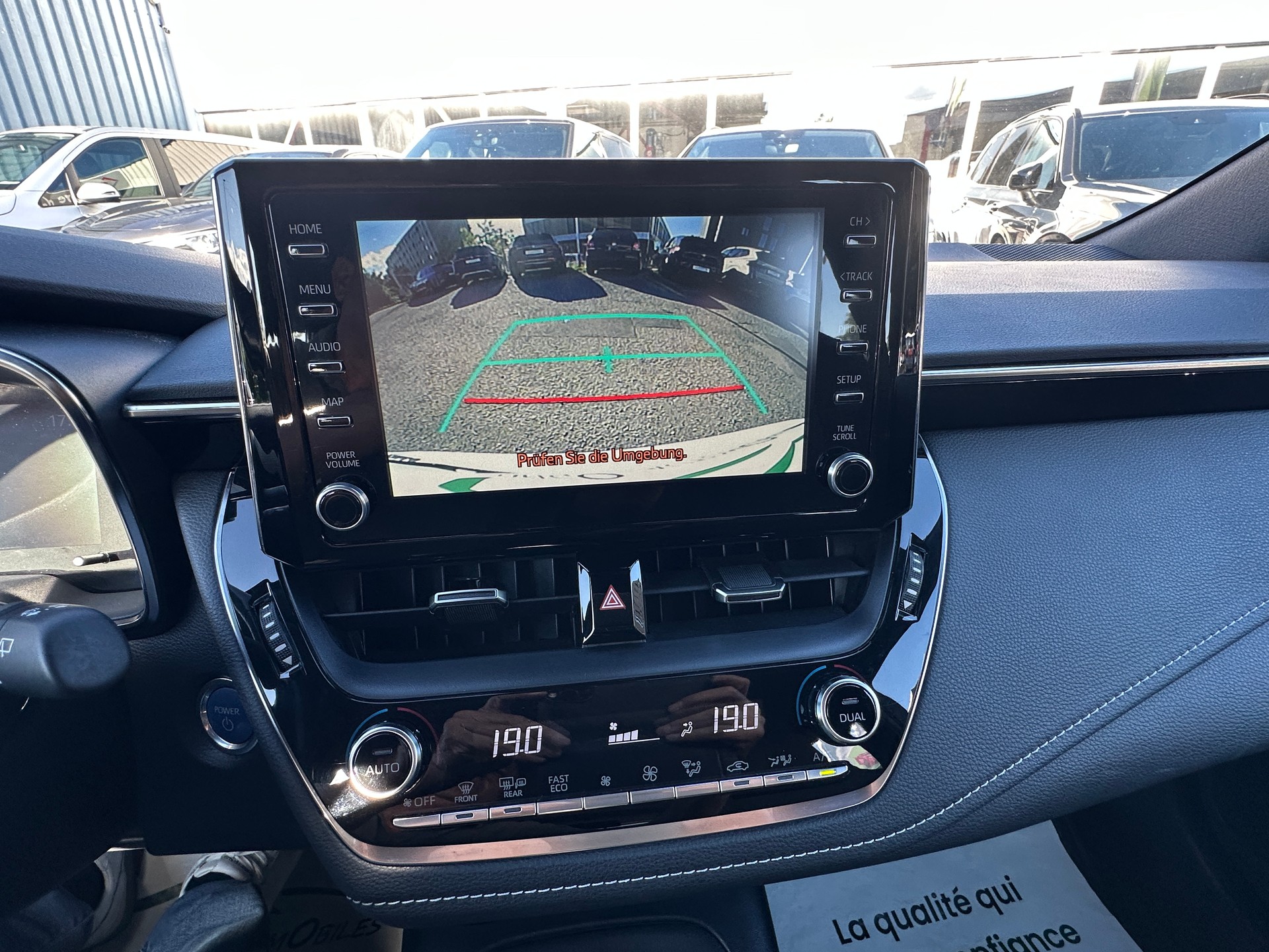 TOYOTA Corolla Touring Sports 1.8 HSD Comfort e-CVT-image-18