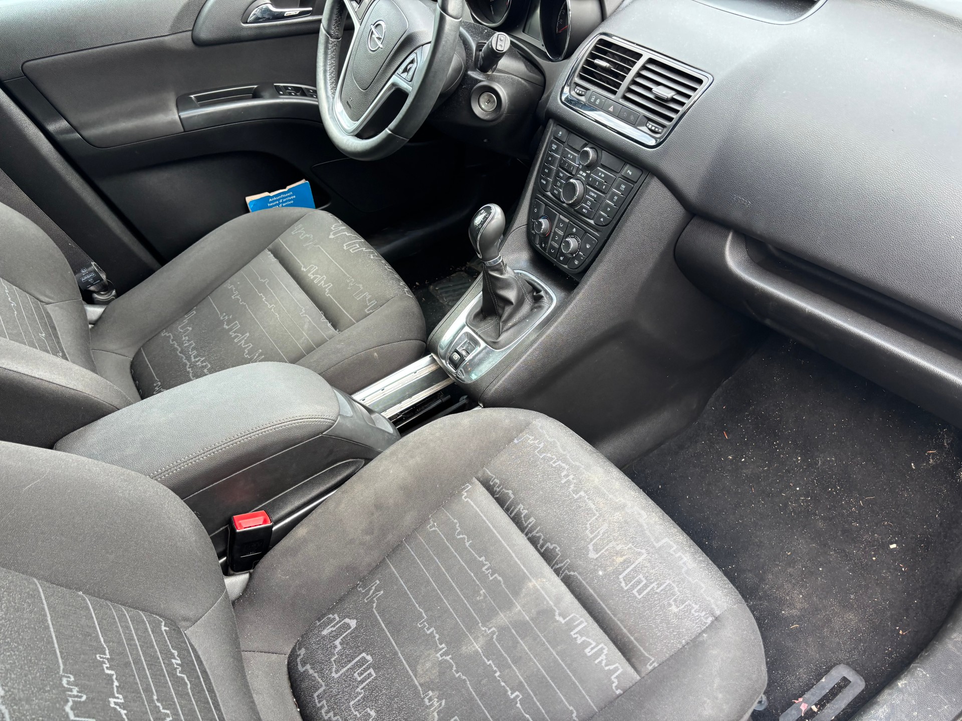 OPEL Meriva 1.4 Turbo Enjoy-image-6