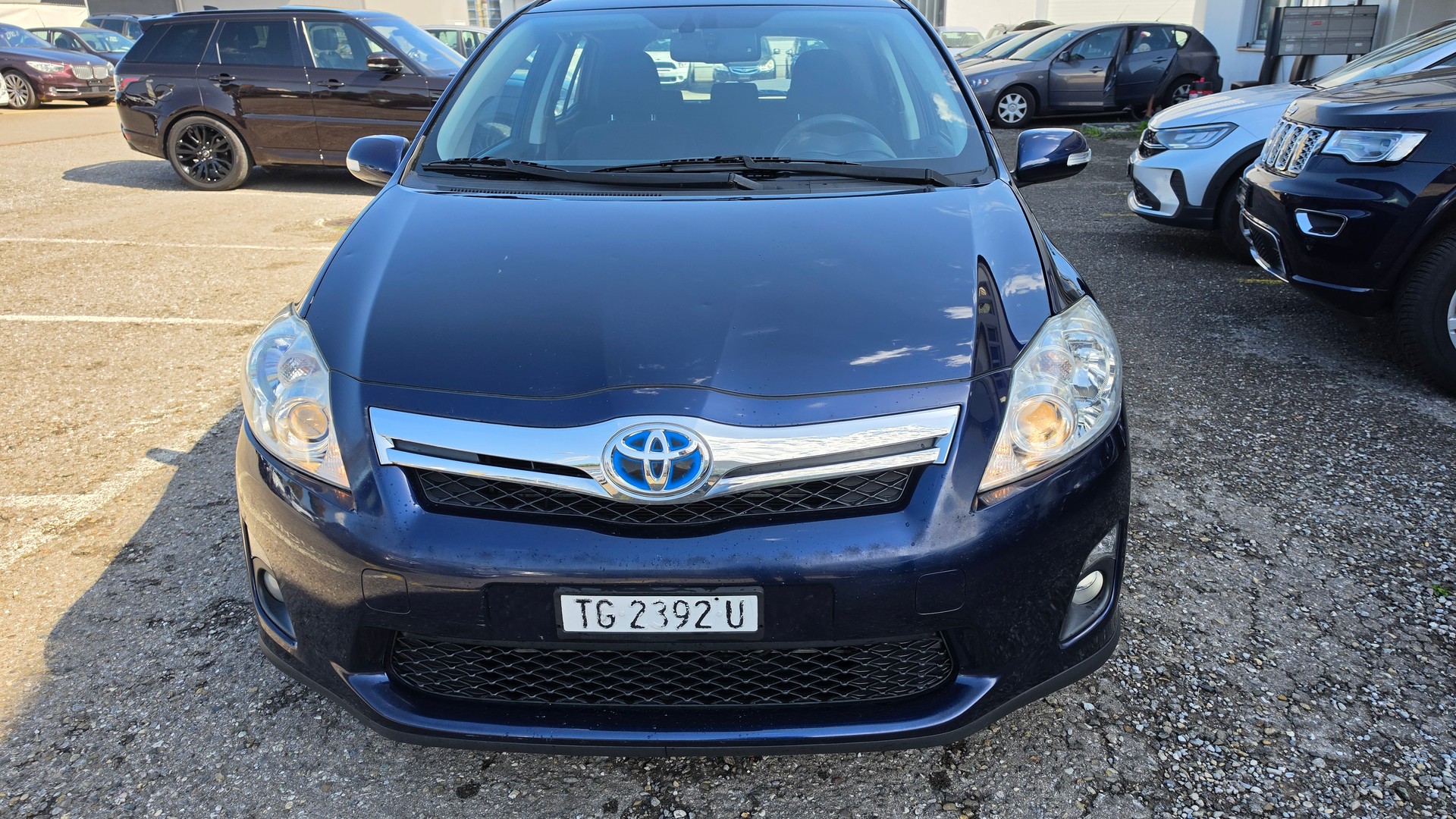 TOYOTA Auris 1.8 16V HSD Linea Sol Premium-showroom-element-2