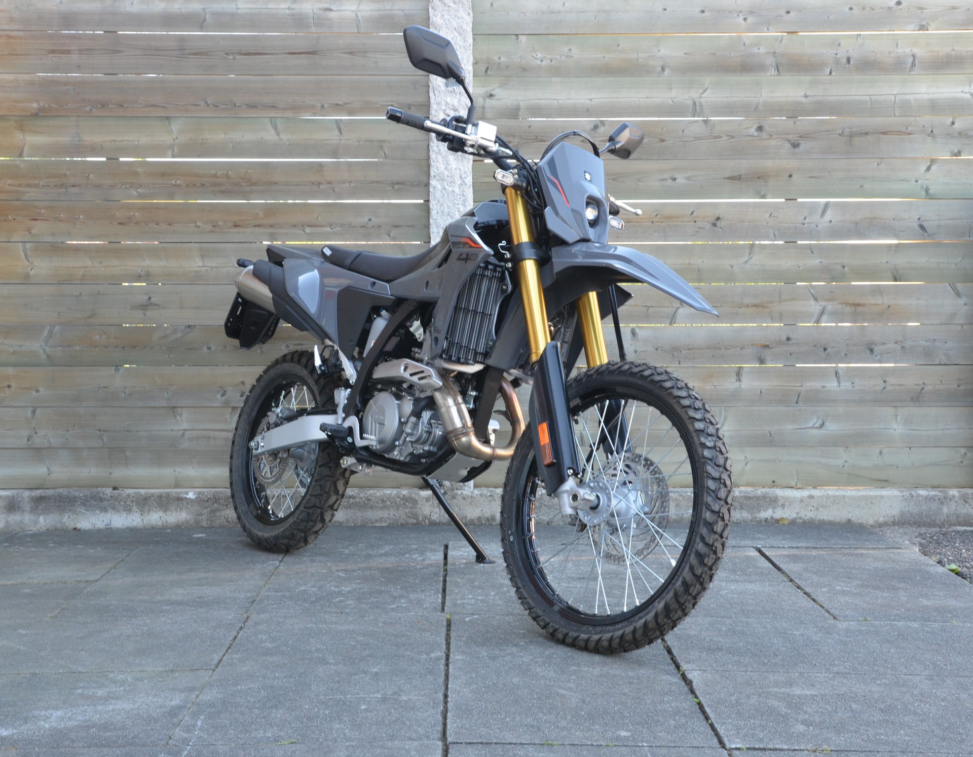 SUZUKI DR-Z400 S-image-4