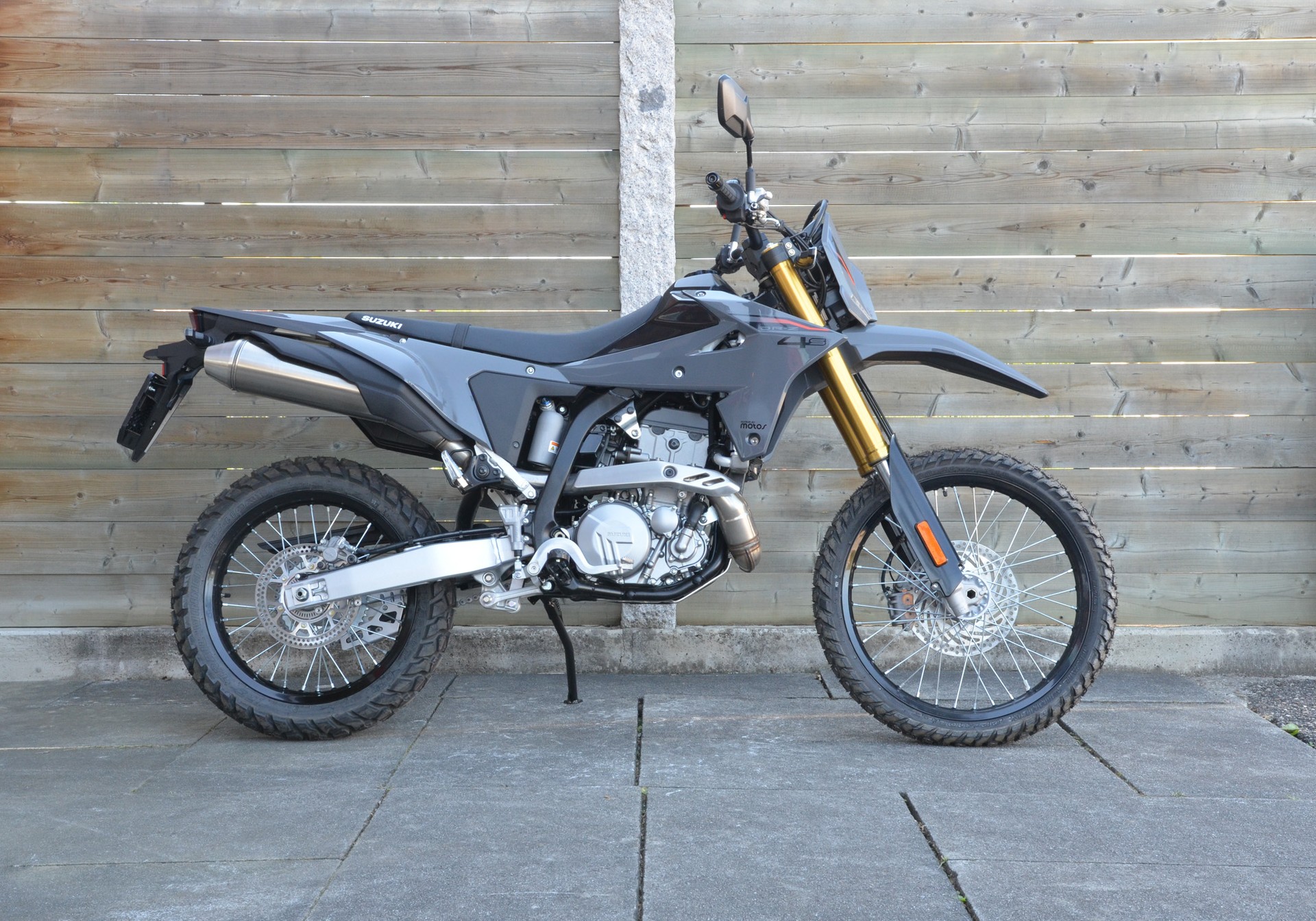 SUZUKI DR-Z400 S-image-0