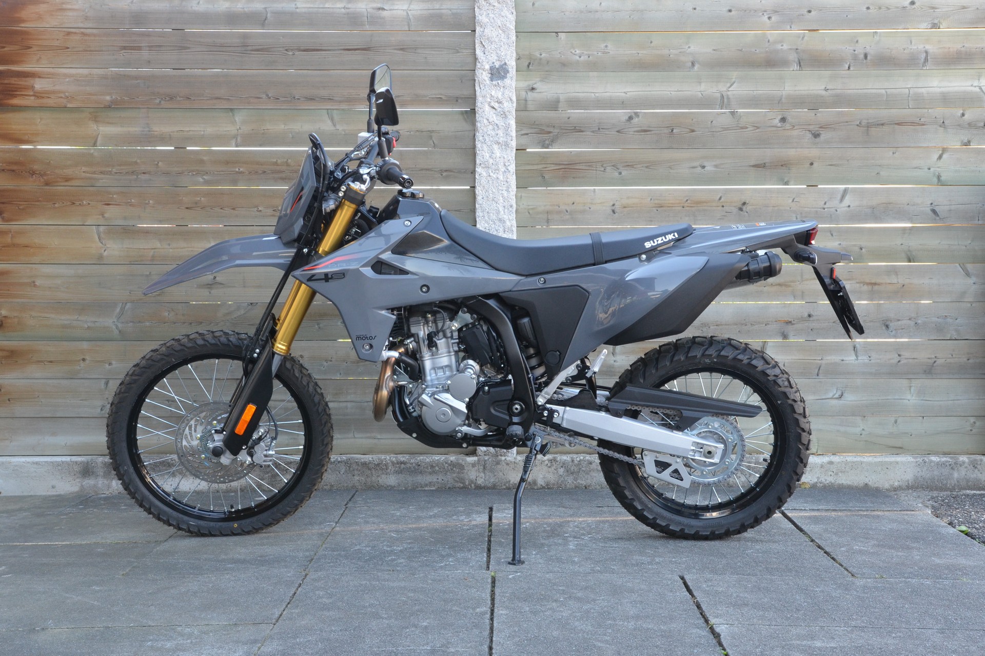 SUZUKI DR-Z400 S-image-2