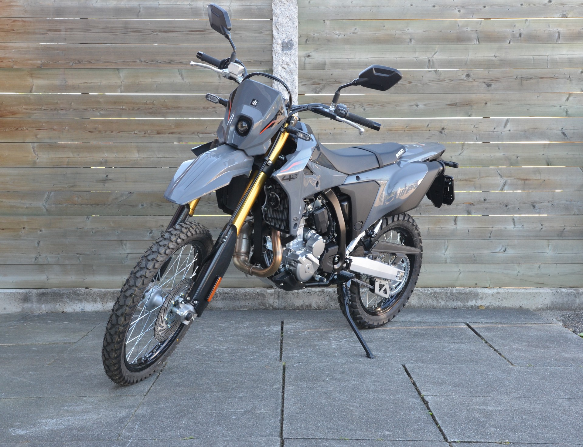 SUZUKI DR-Z400 S-image-3