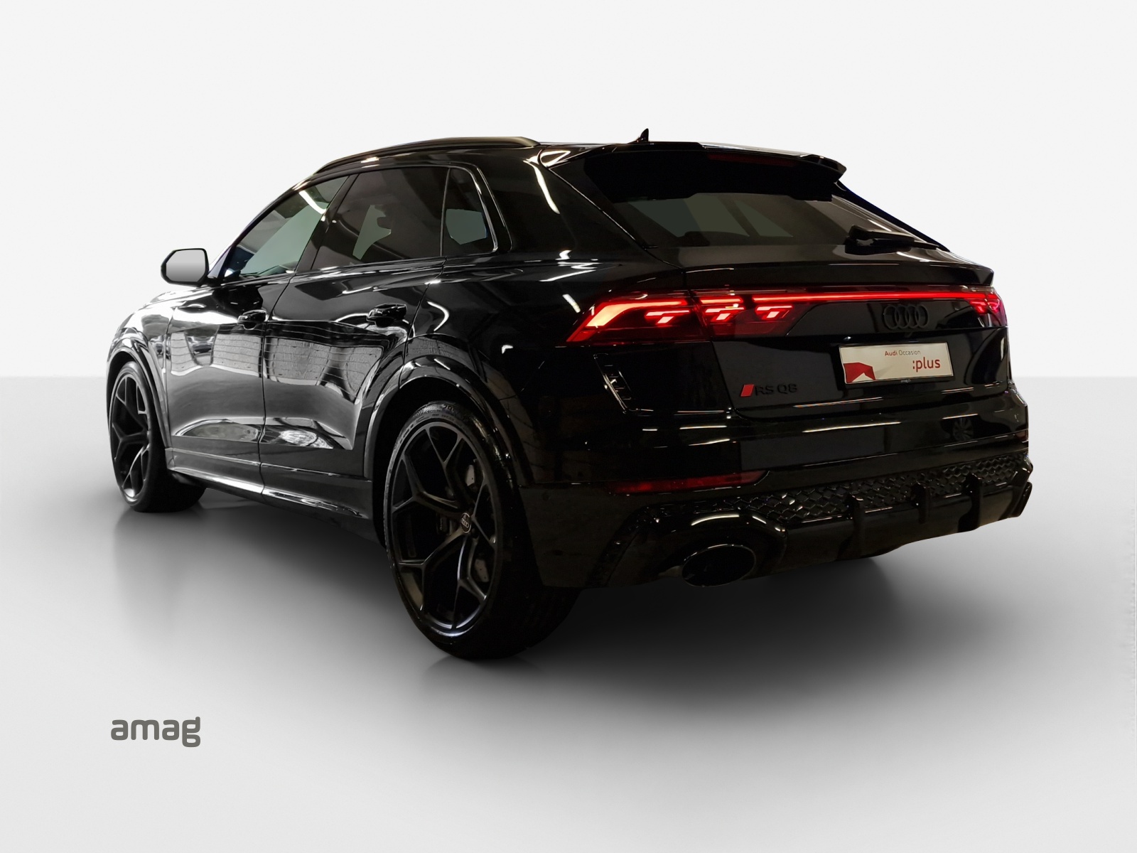 AUDI RSQ8 performance quattro-showroom-element-2