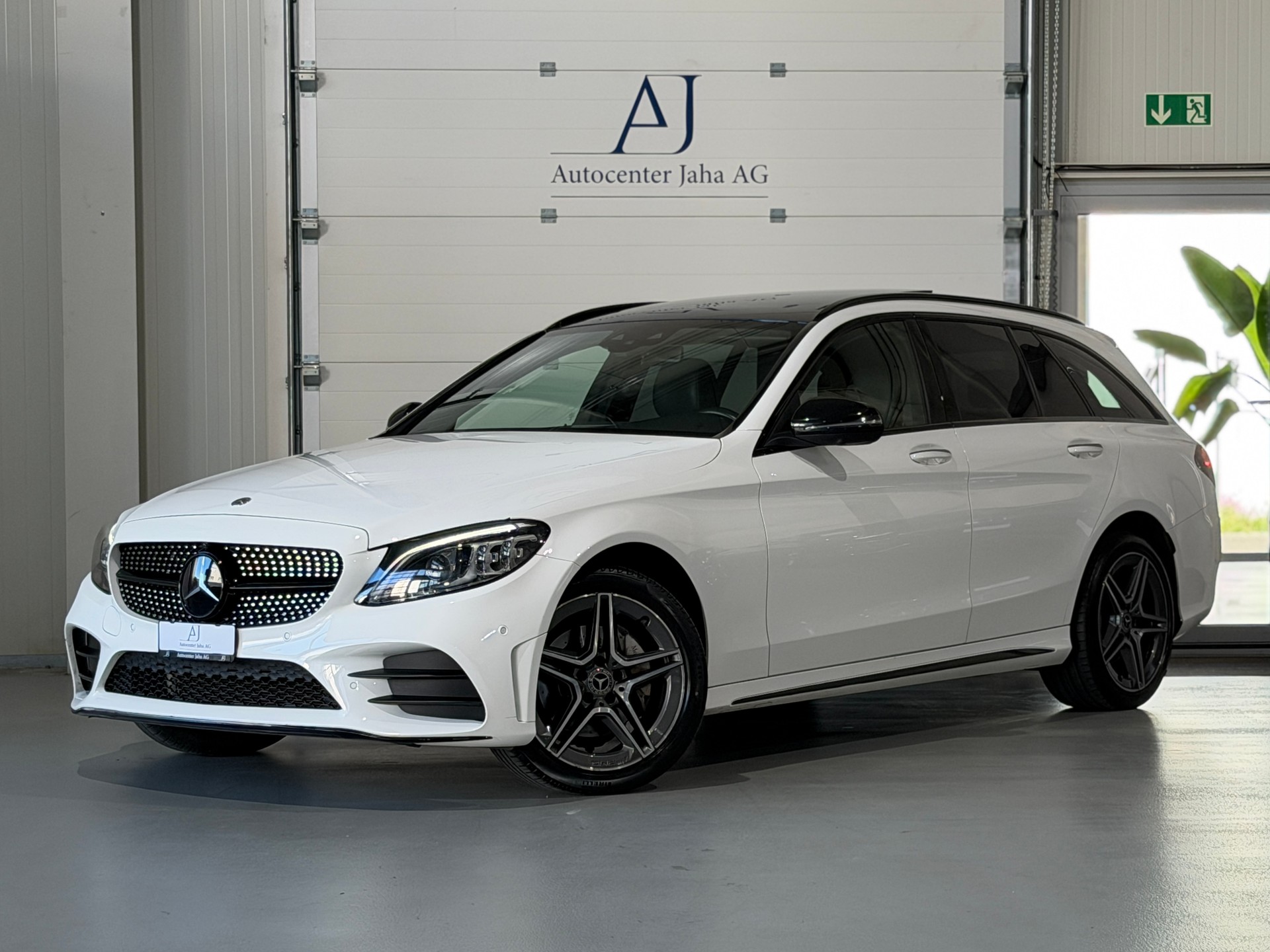 MERCEDES-BENZ C 220 d Swiss Star AMG Line 4M 9G-Tronic (CH)