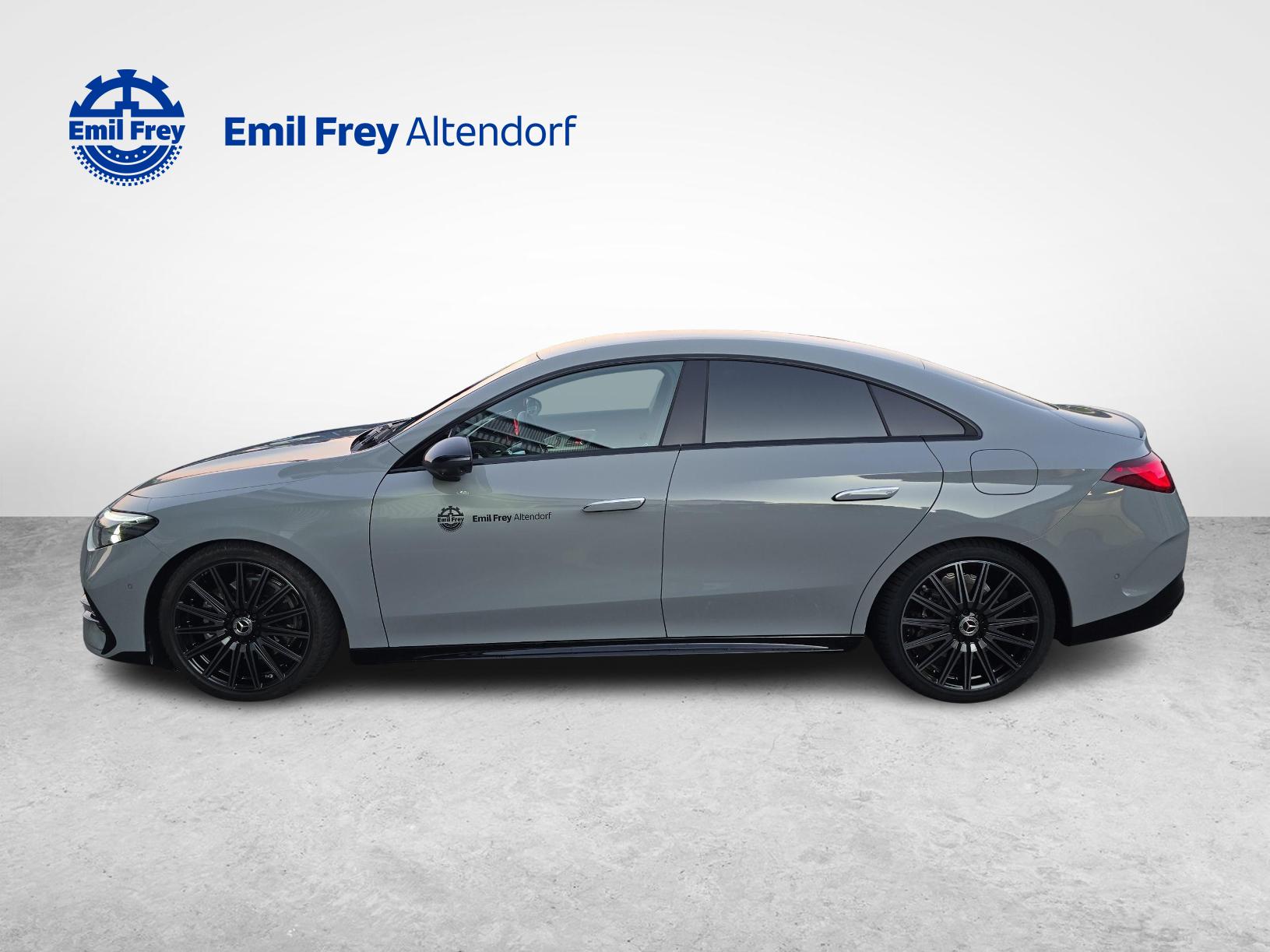 MERCEDES-BENZ CLA 220 4MATIC AMG Line-showroom-element-1