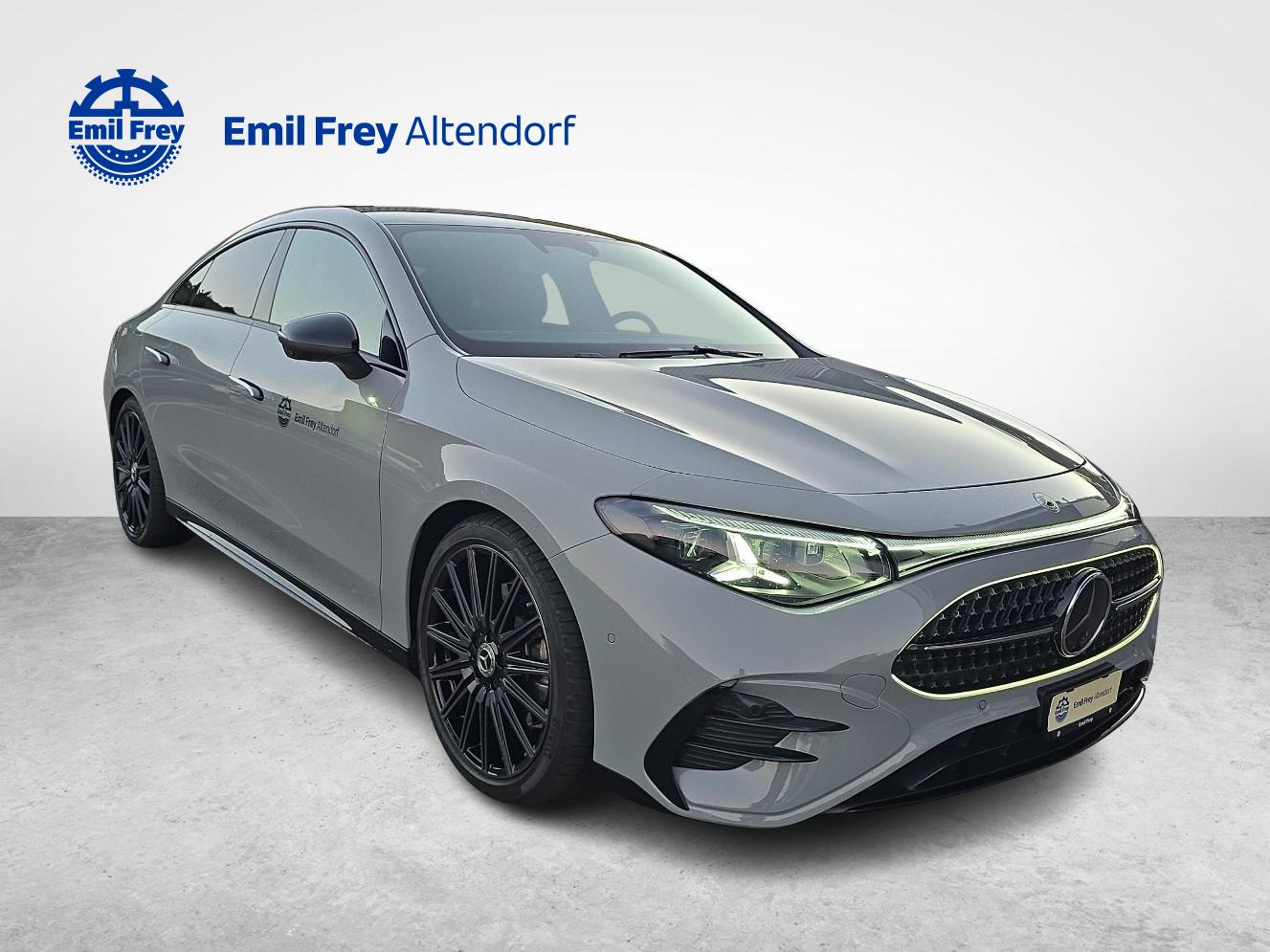 MERCEDES-BENZ CLA 220 4MATIC AMG Line-image-6