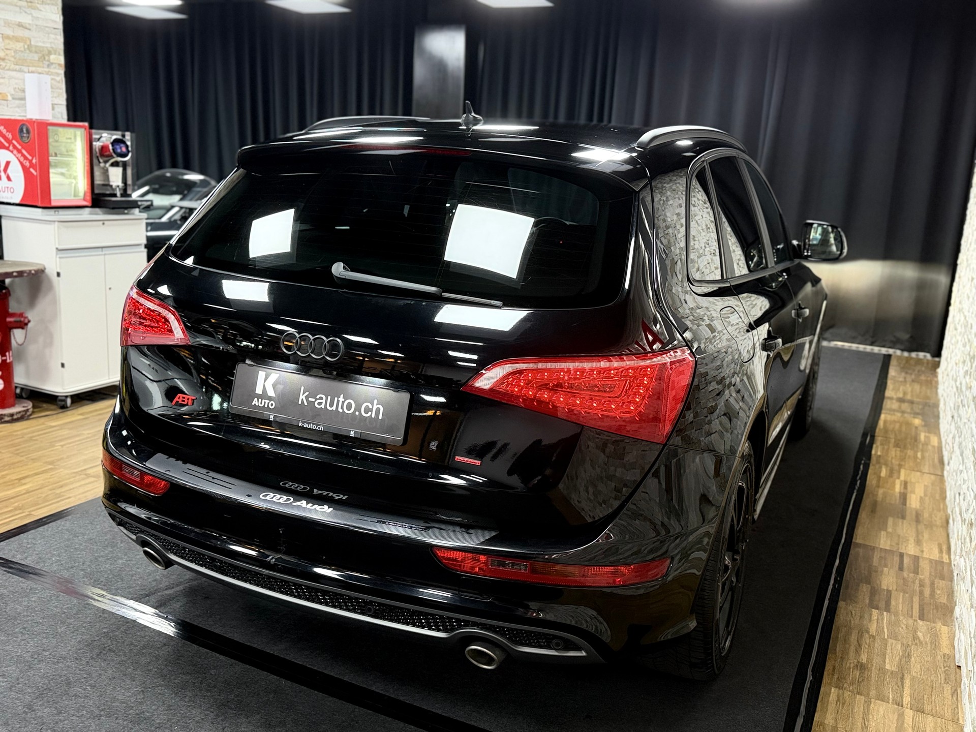 AUDI Q5 3.0 TDI quattro S-tronic ABT-showroom-element-3