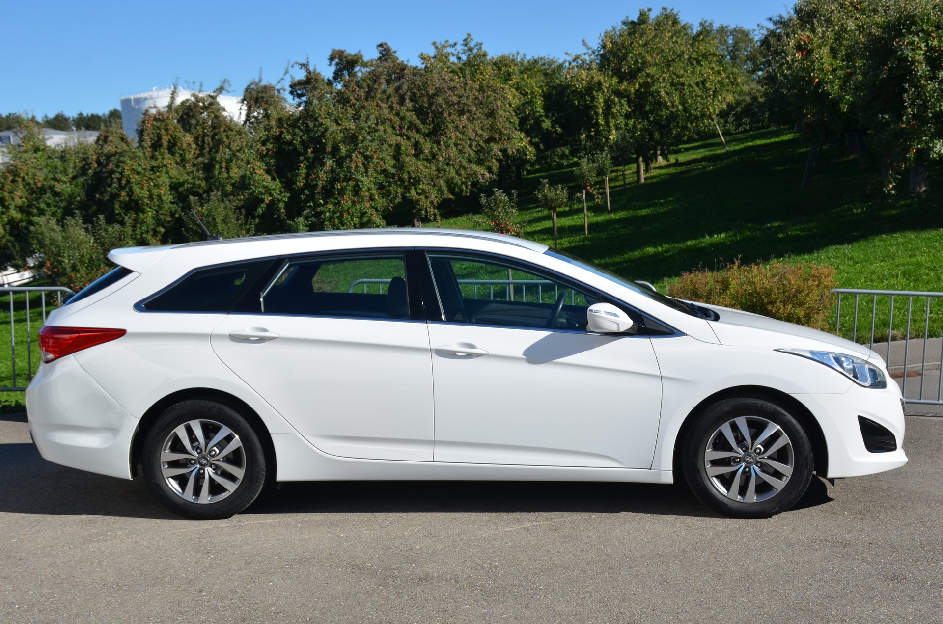 HYUNDAI i40 Wagon 1.6 GDI ISG Comfort-showroom-element-2