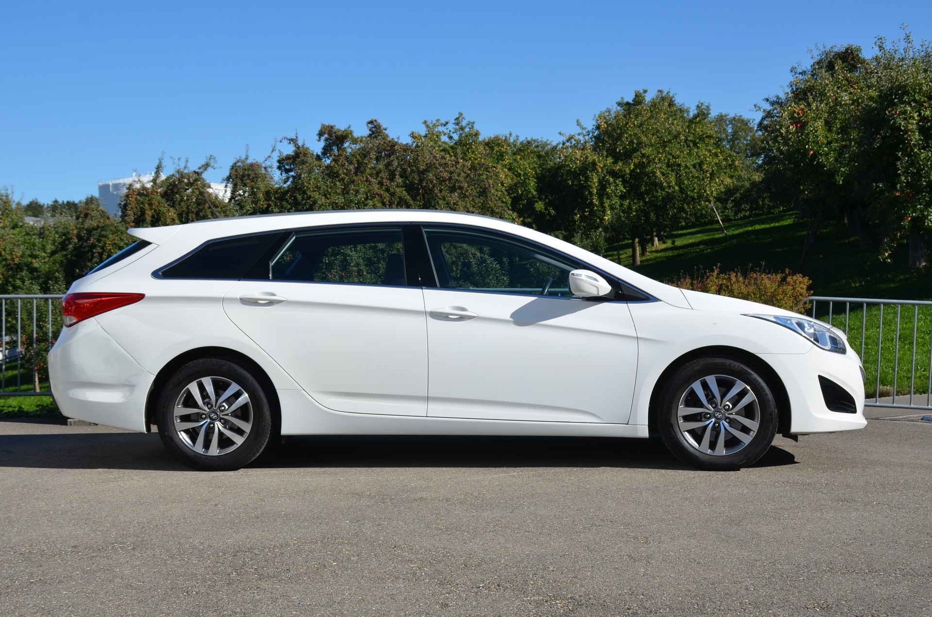 HYUNDAI i40 Wagon 1.6 GDI ISG Comfort-showroom-element-3