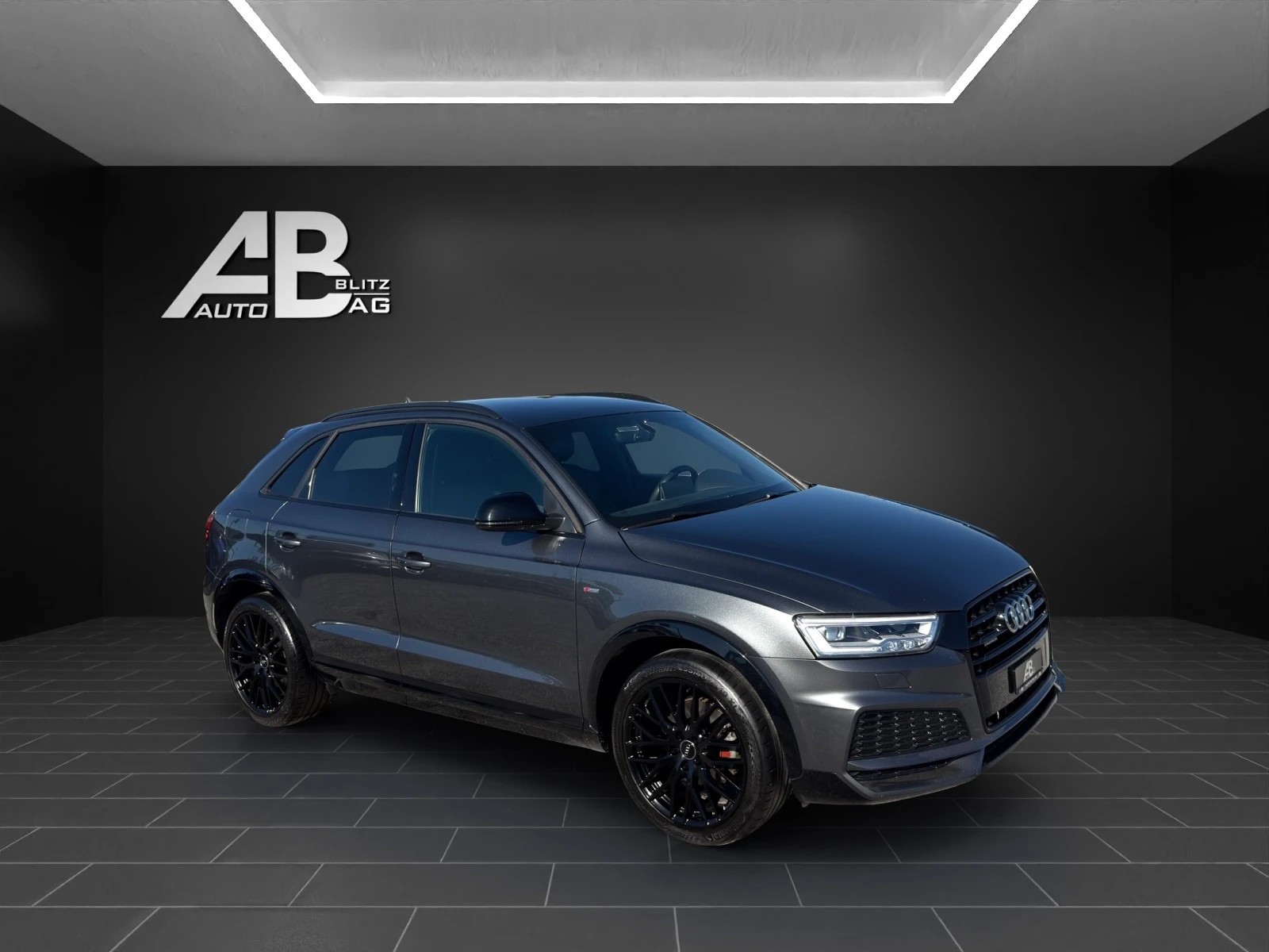 AUDI Q3 2.0 TFSI S-Line sport quattro S-tronic mit 220 PS-image-5