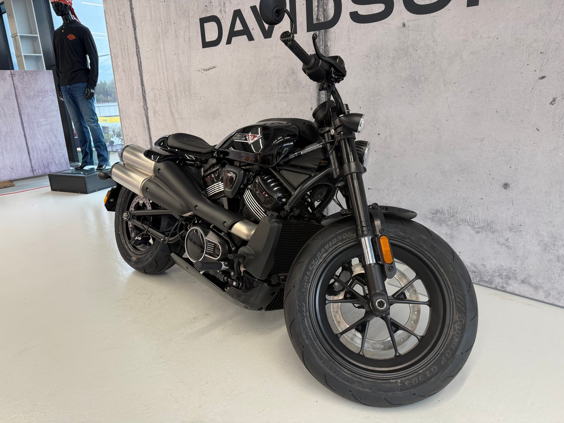 HARLEY-DAVIDSON RH 1250 Sportster S-image-1