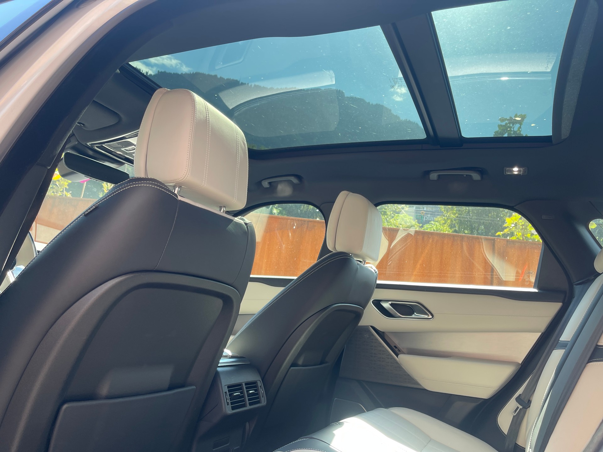 LAND ROVER Range Rover Velar R-Dynamic P 300 HSE Automatic-image-8