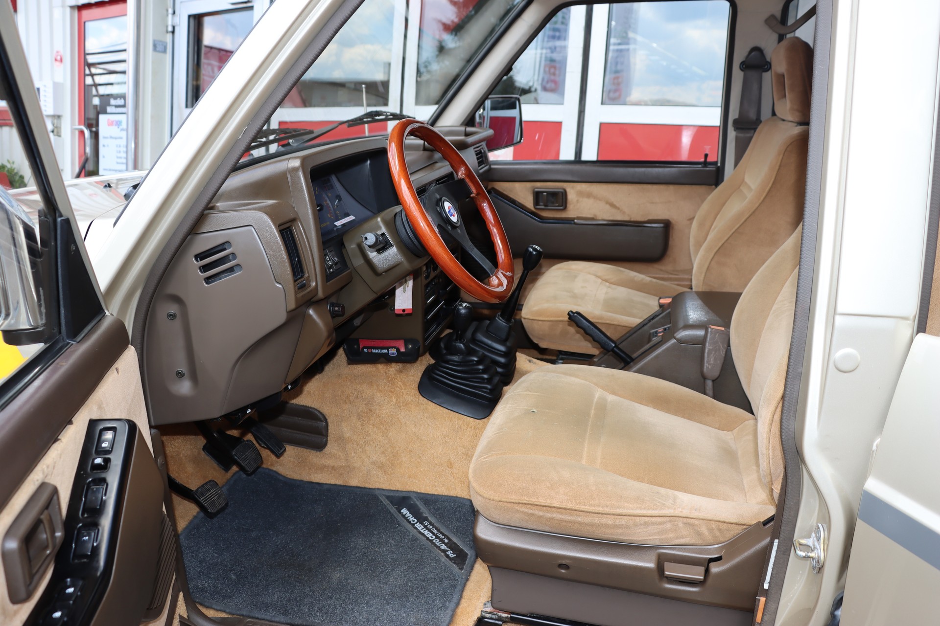 NISSAN Patrol GR 2.8 ST Wagon-image-12