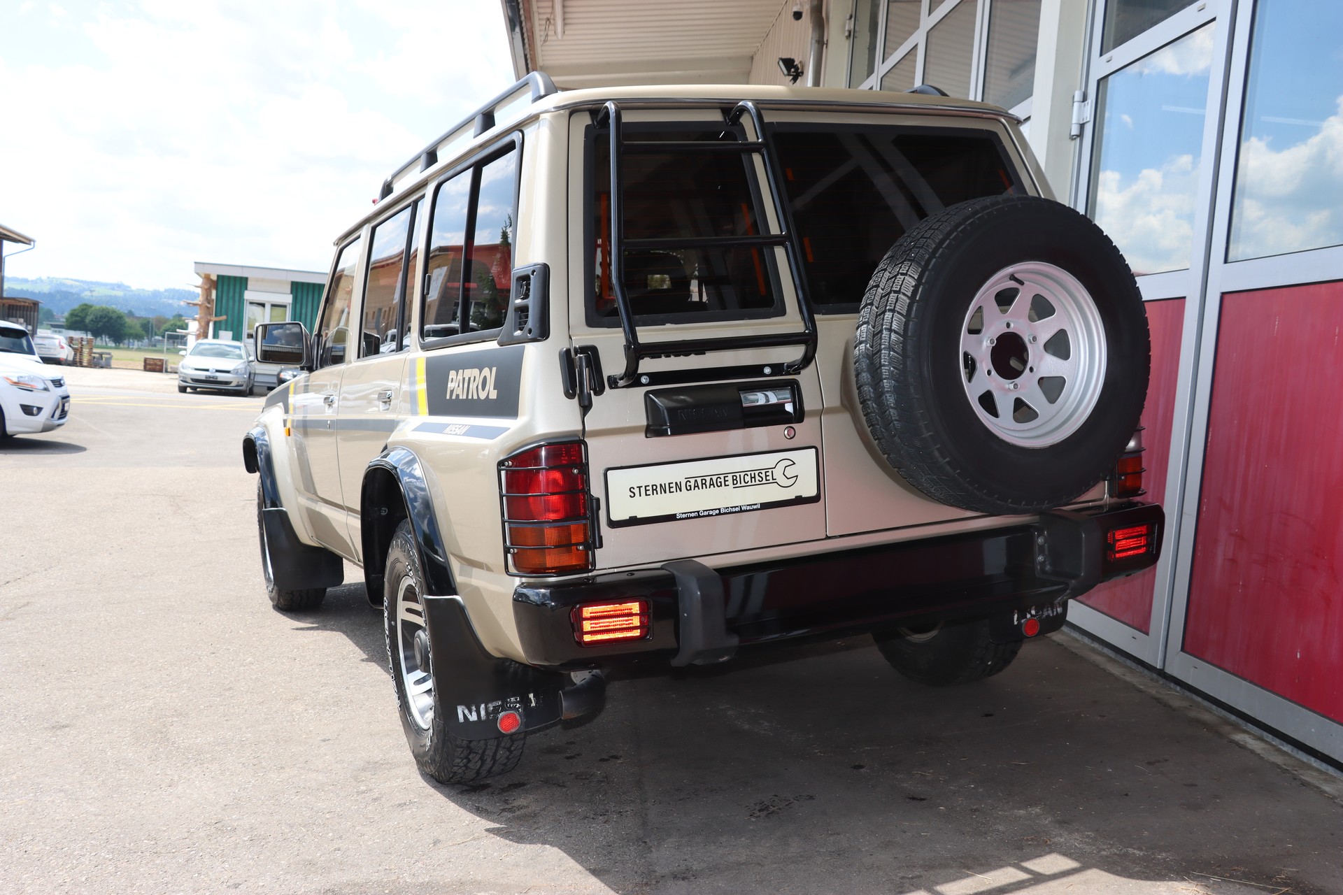 NISSAN Patrol GR 2.8 ST Wagon-image-7
