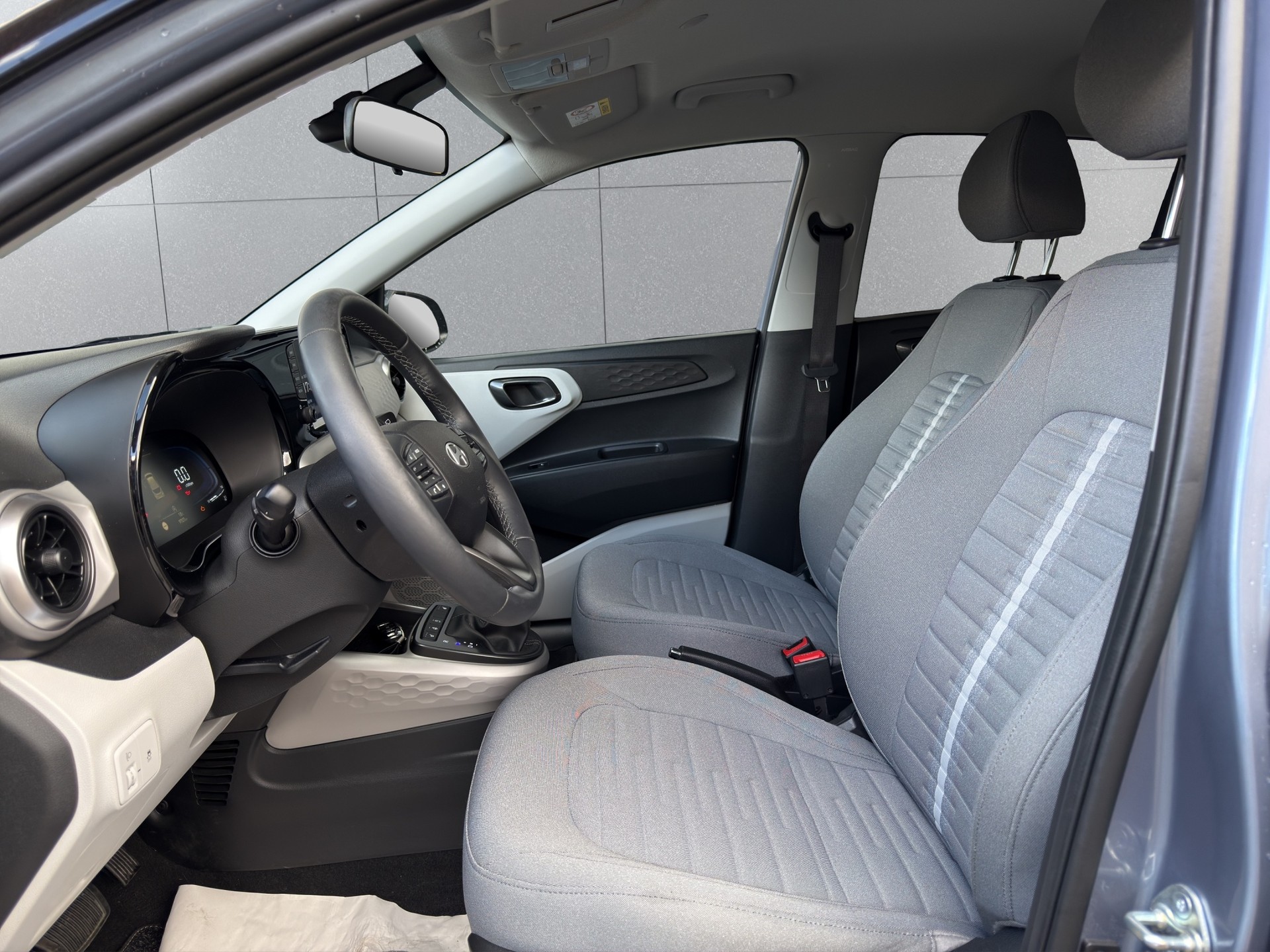 HYUNDAI i10 1.2 Vertex Automat-image-8