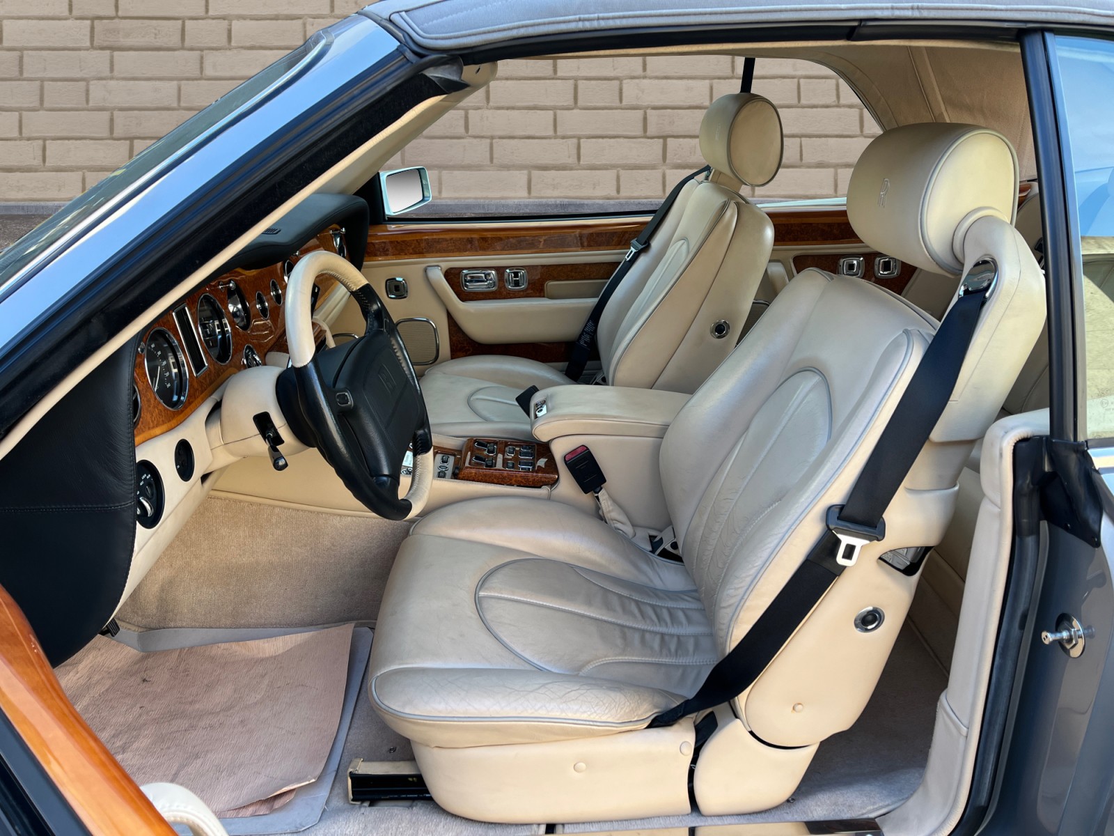 ROLLS-ROYCE Corniche Last of Line Nr. 54 of 56-image-6