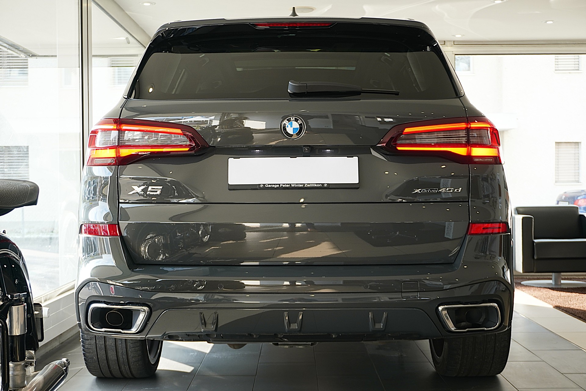 BMW X5 xDrive 48V 40d M Sport Steptronic-image-6