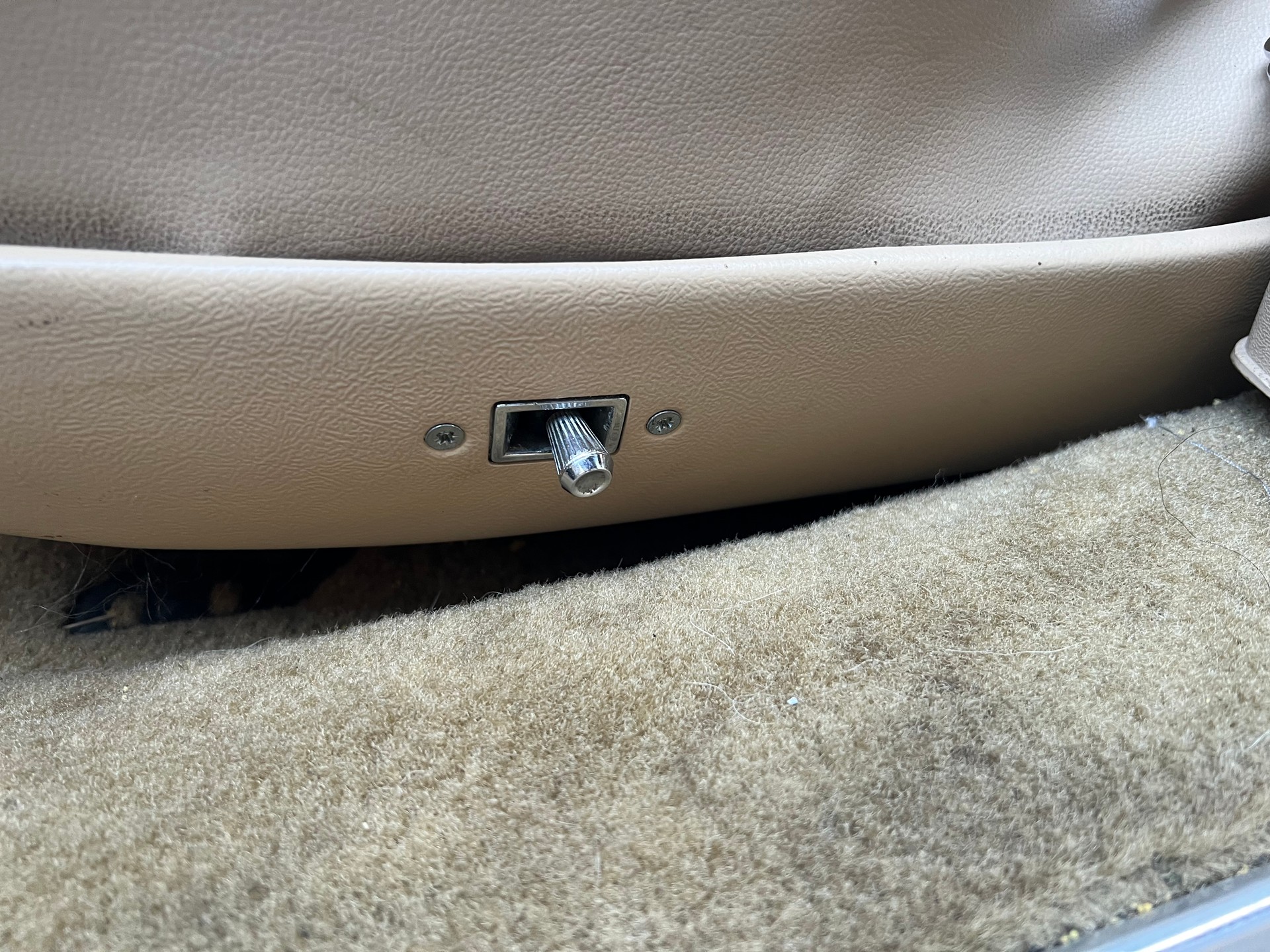 CADILLAC CONVERTIBLE-image-11