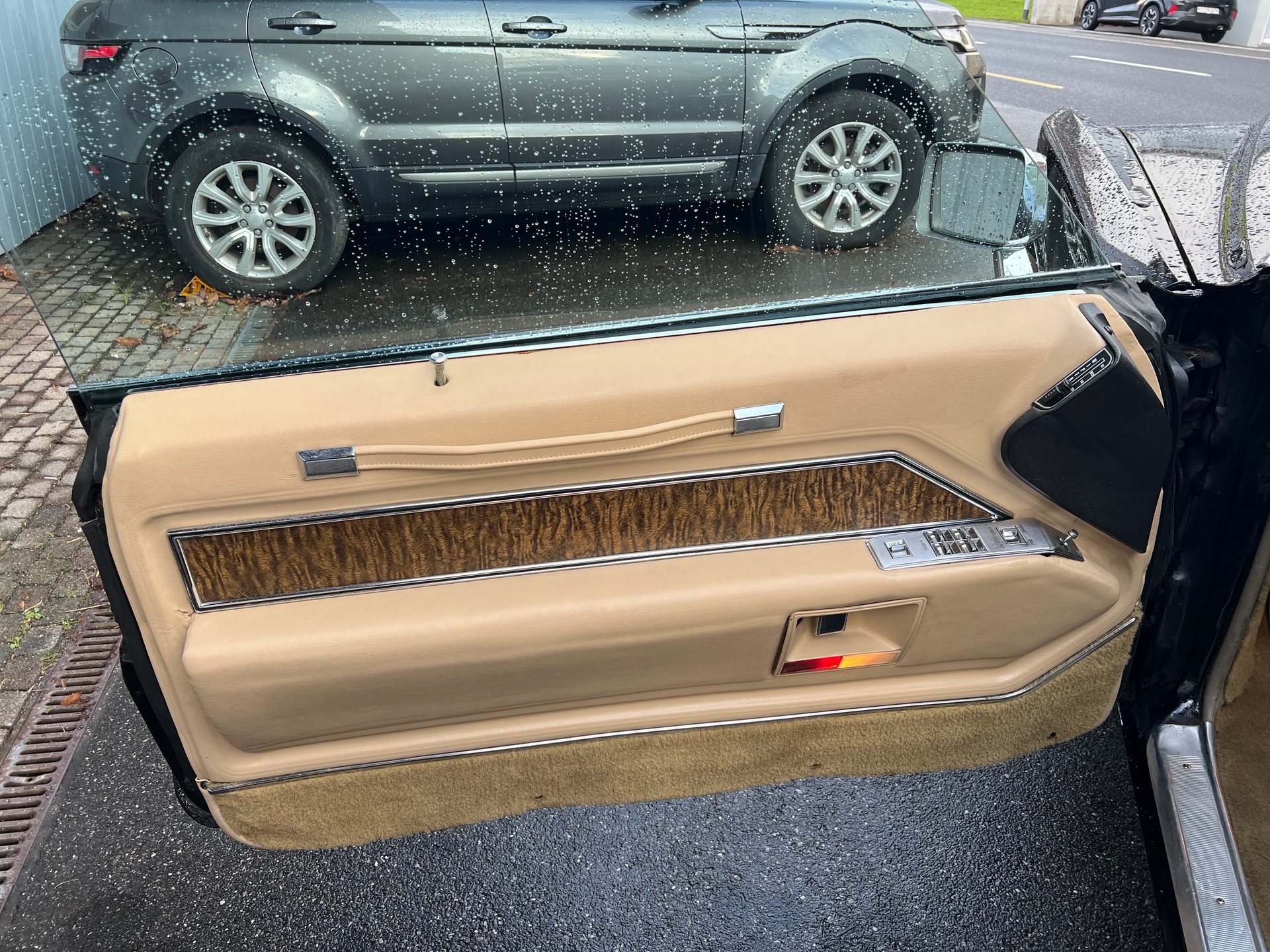 CADILLAC CONVERTIBLE-image-9