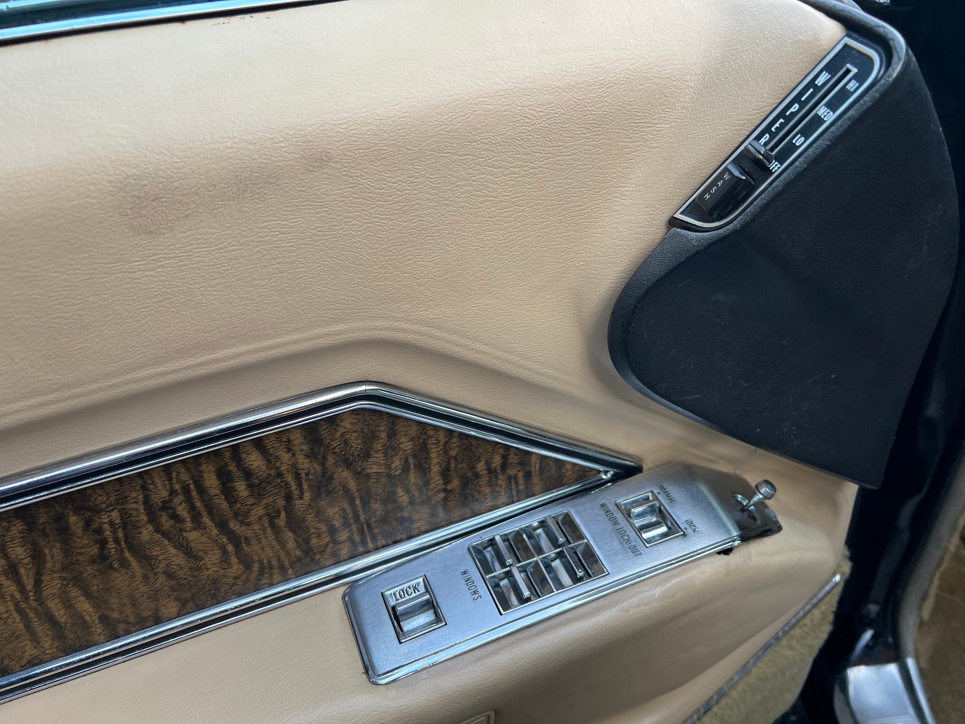CADILLAC CONVERTIBLE-image-10