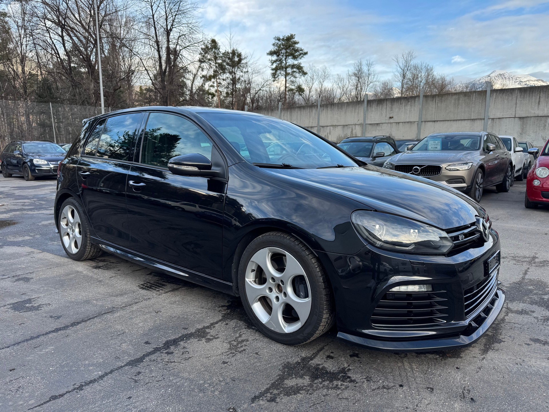 VW Golf 2.0 TSI R 4Motion DSG-image-1