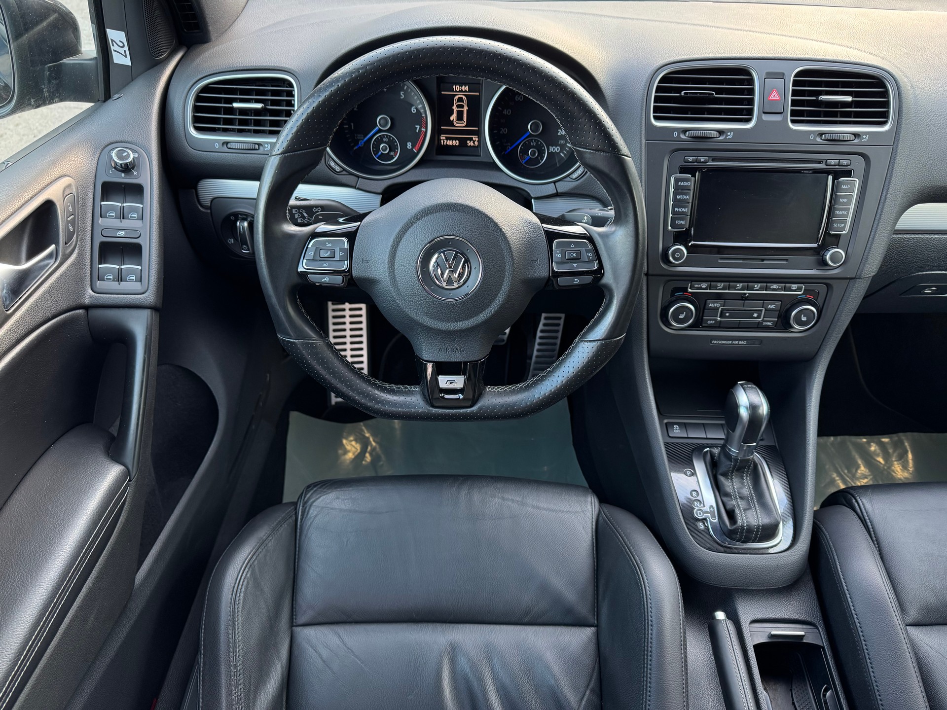 VW Golf 2.0 TSI R 4Motion DSG-image-13