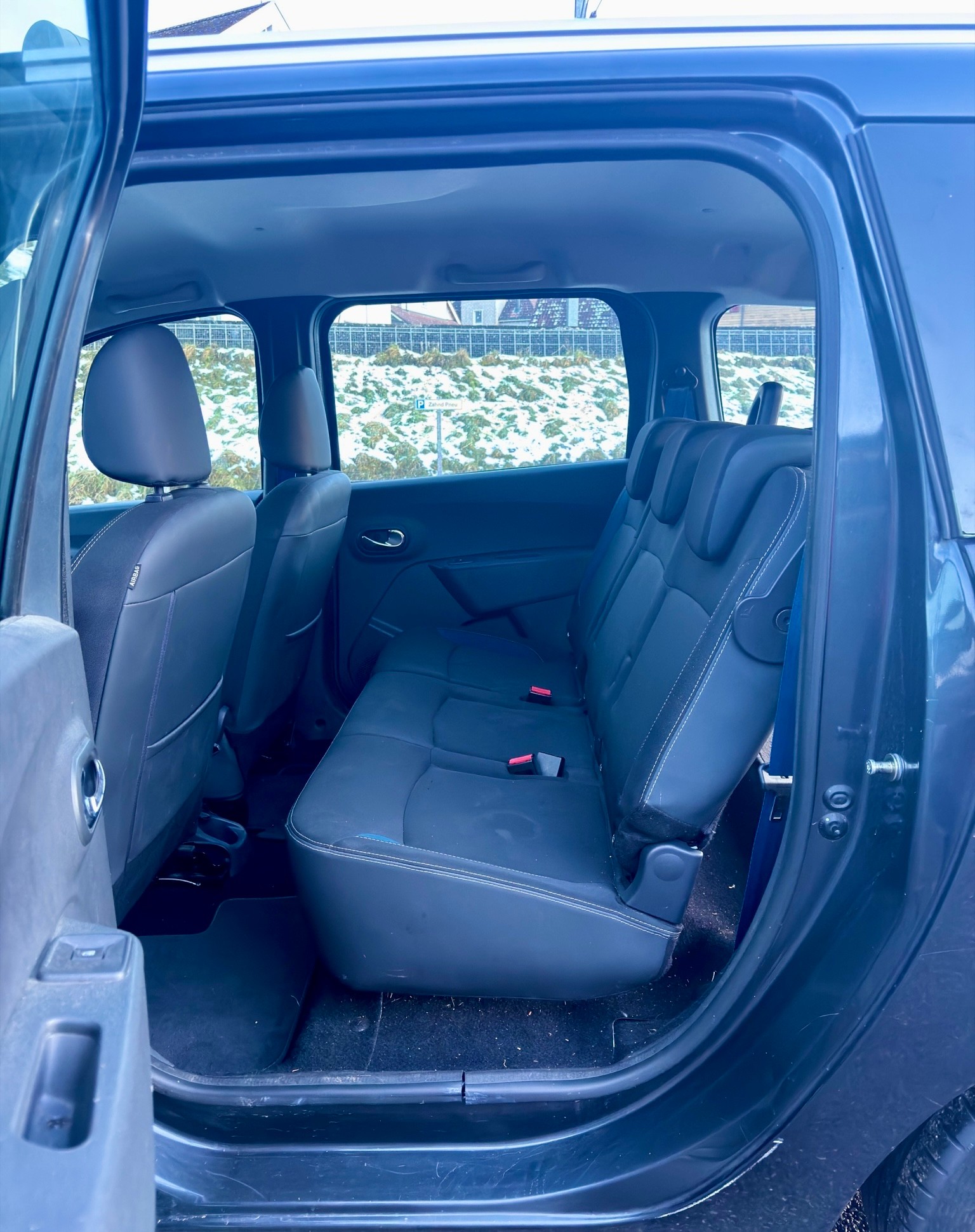 DACIA Lodgy 1.2 Turbo Celebration-image-18