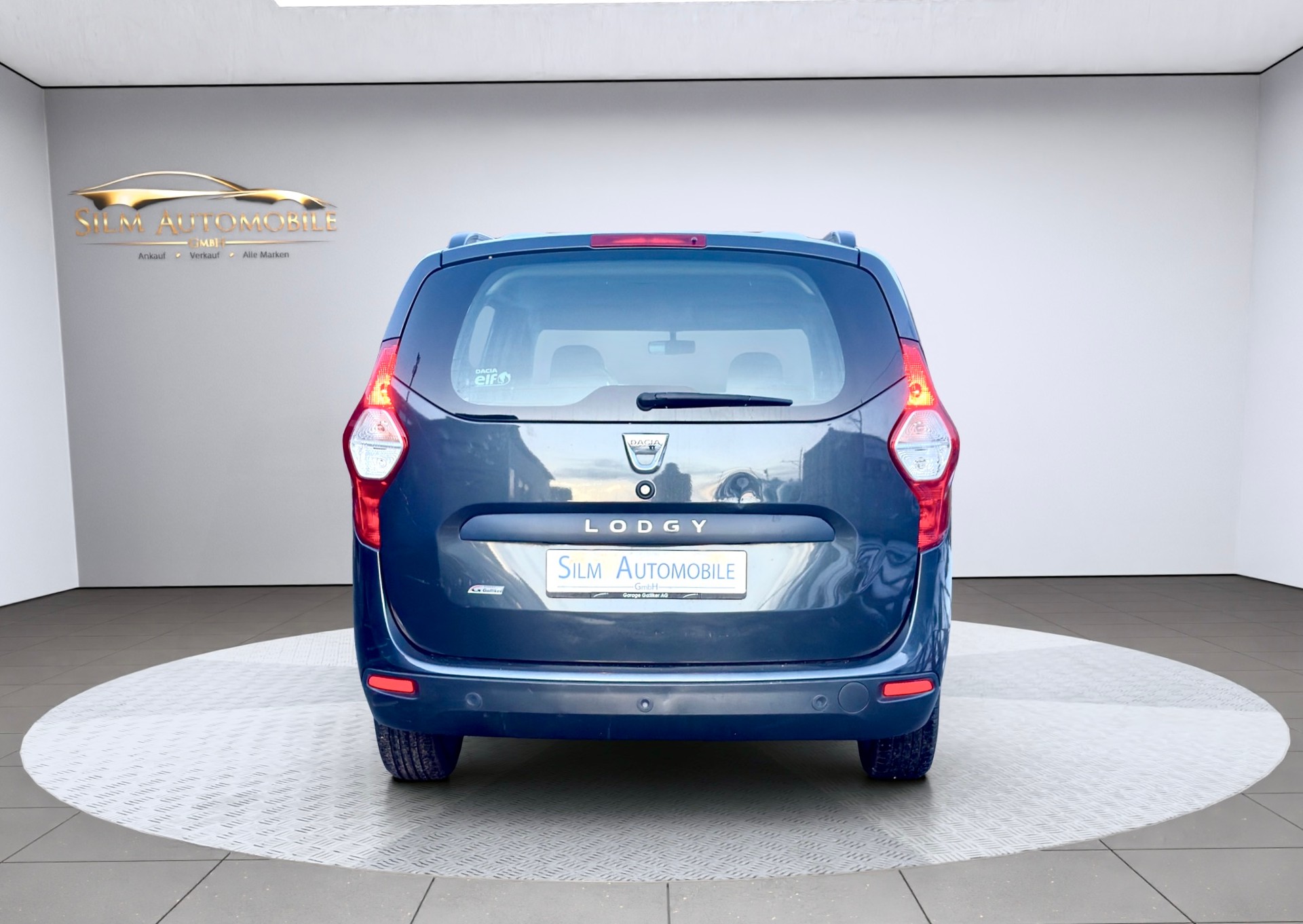 DACIA Lodgy 1.2 Turbo Celebration-image-7