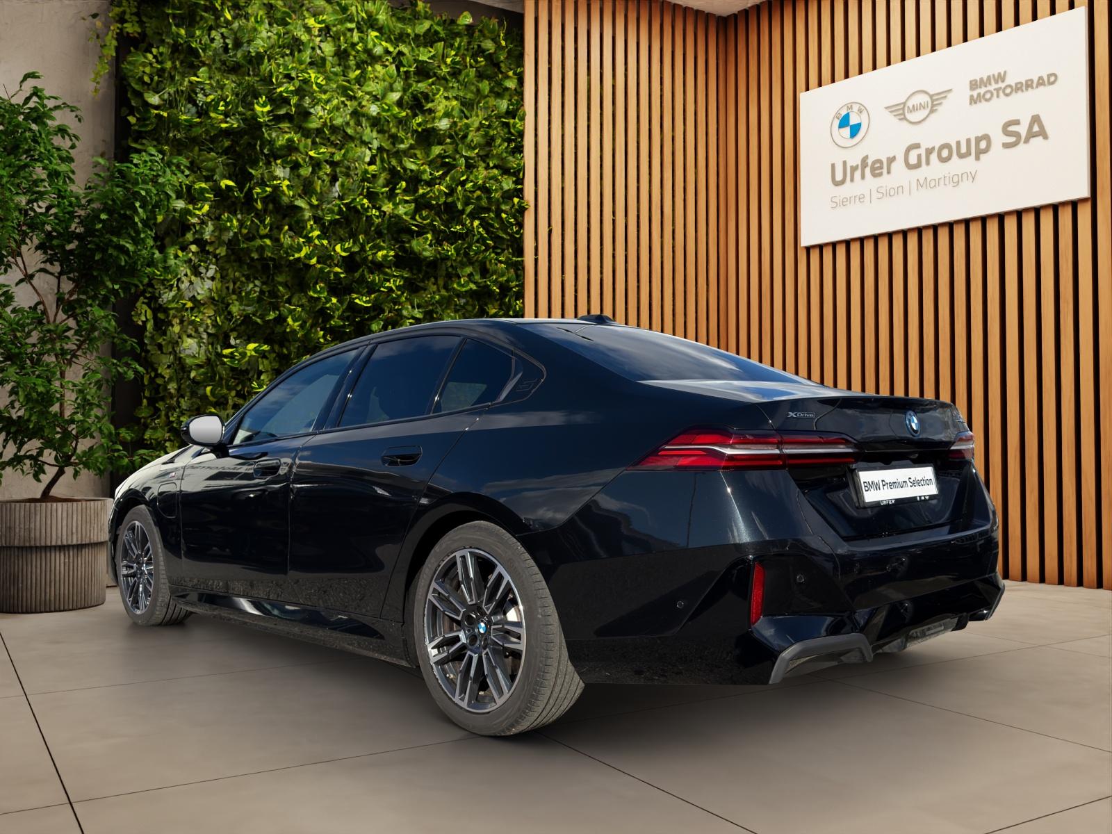 BMW 530e xDrive Steptronic (CH)-showroom-element-3
