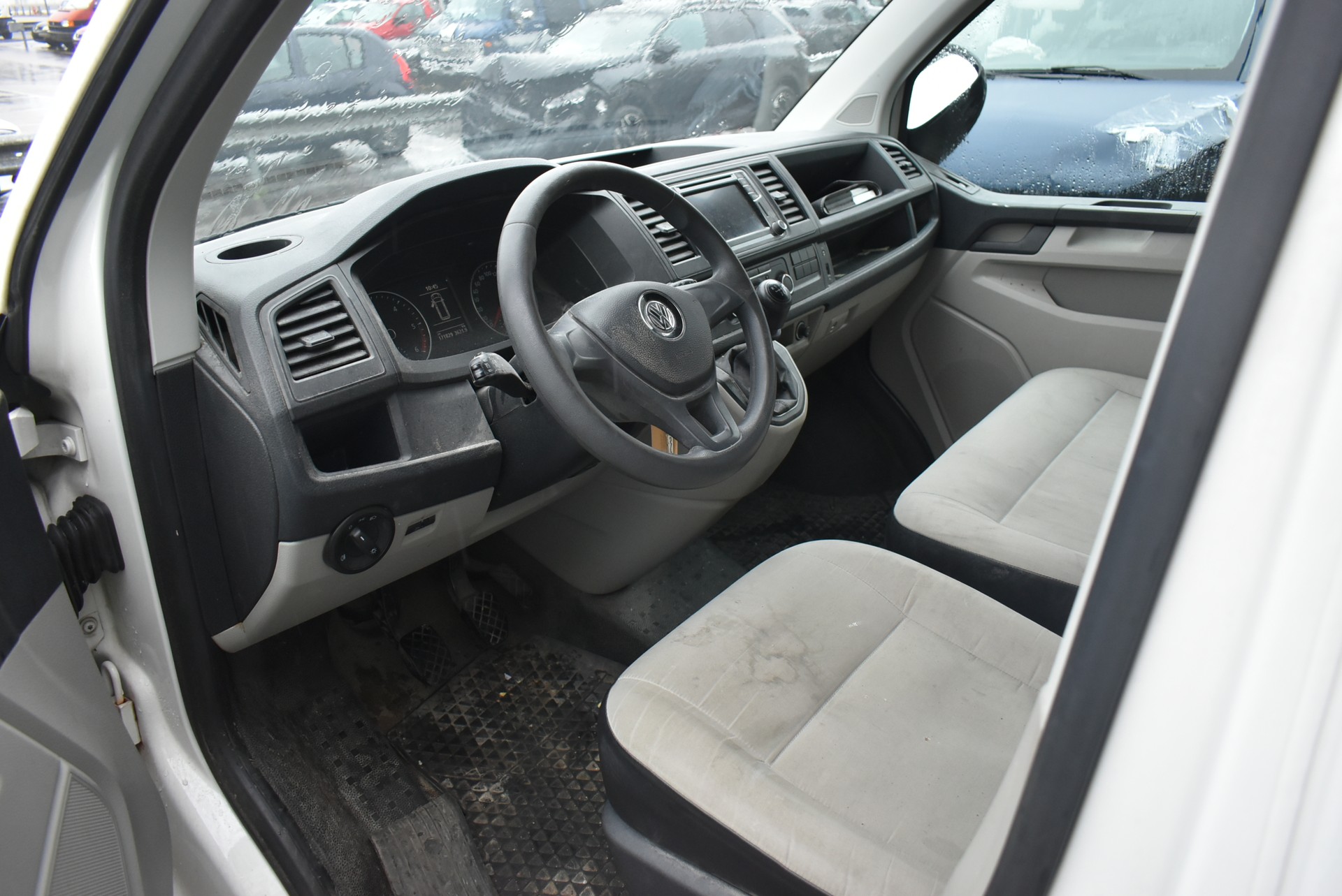 VW T6 2.0 TDI Euro 6-image-10