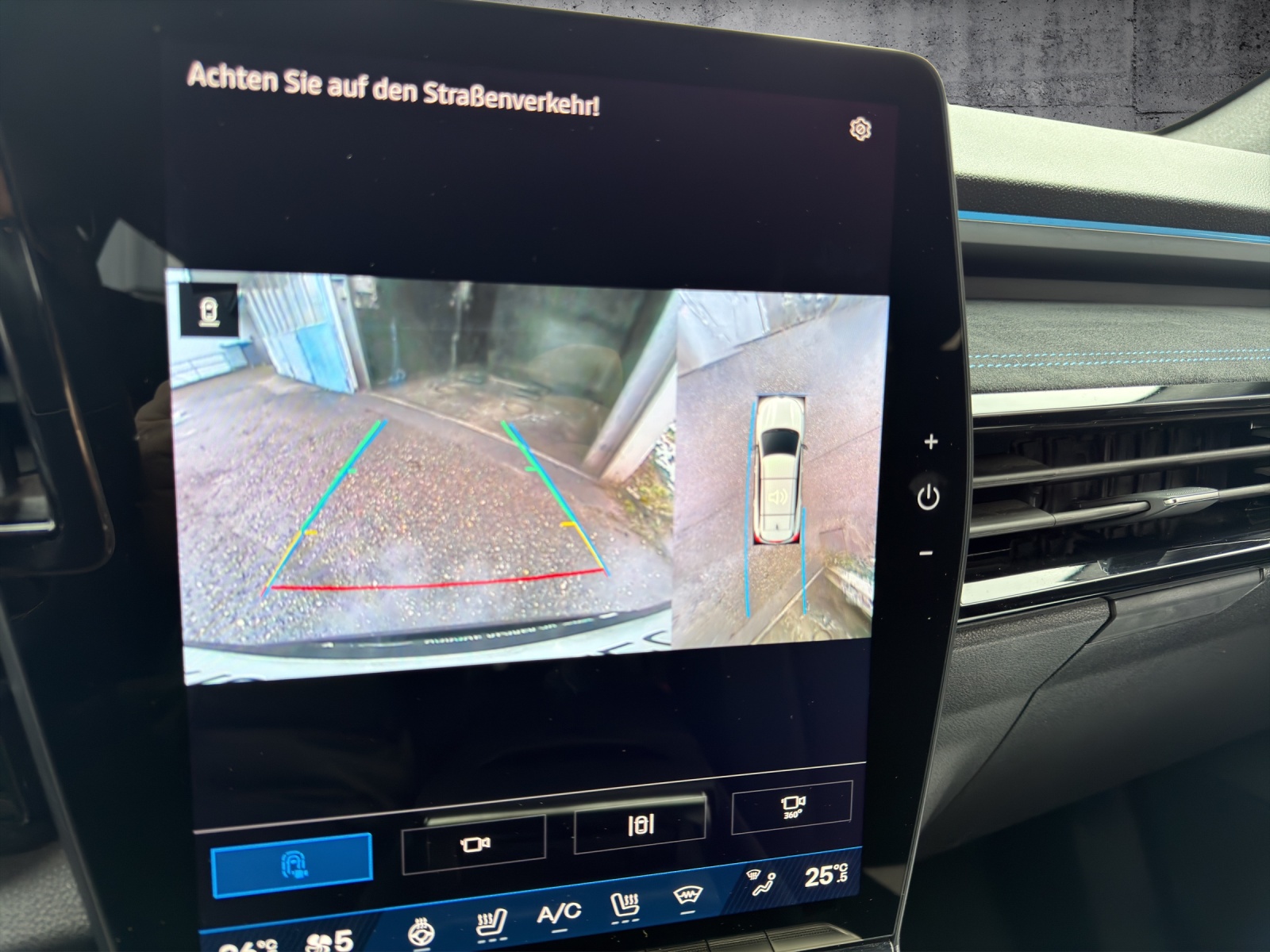 RENAULT Espace 1.2 E-Tech 200 Esprit Alpine 5-Sitze-showroom-element-2