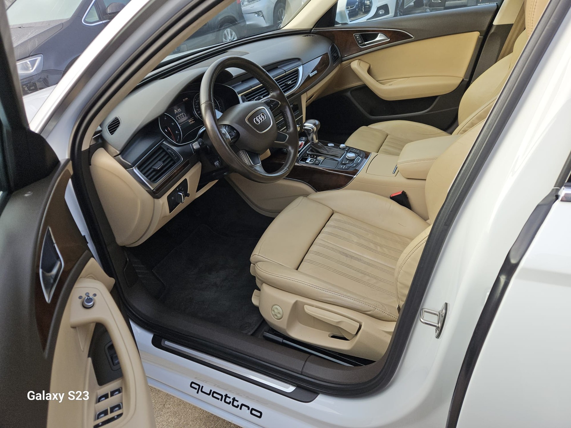 AUDI A6 Limousine 3.0 TDI V6 quattro S-tronic-image-10