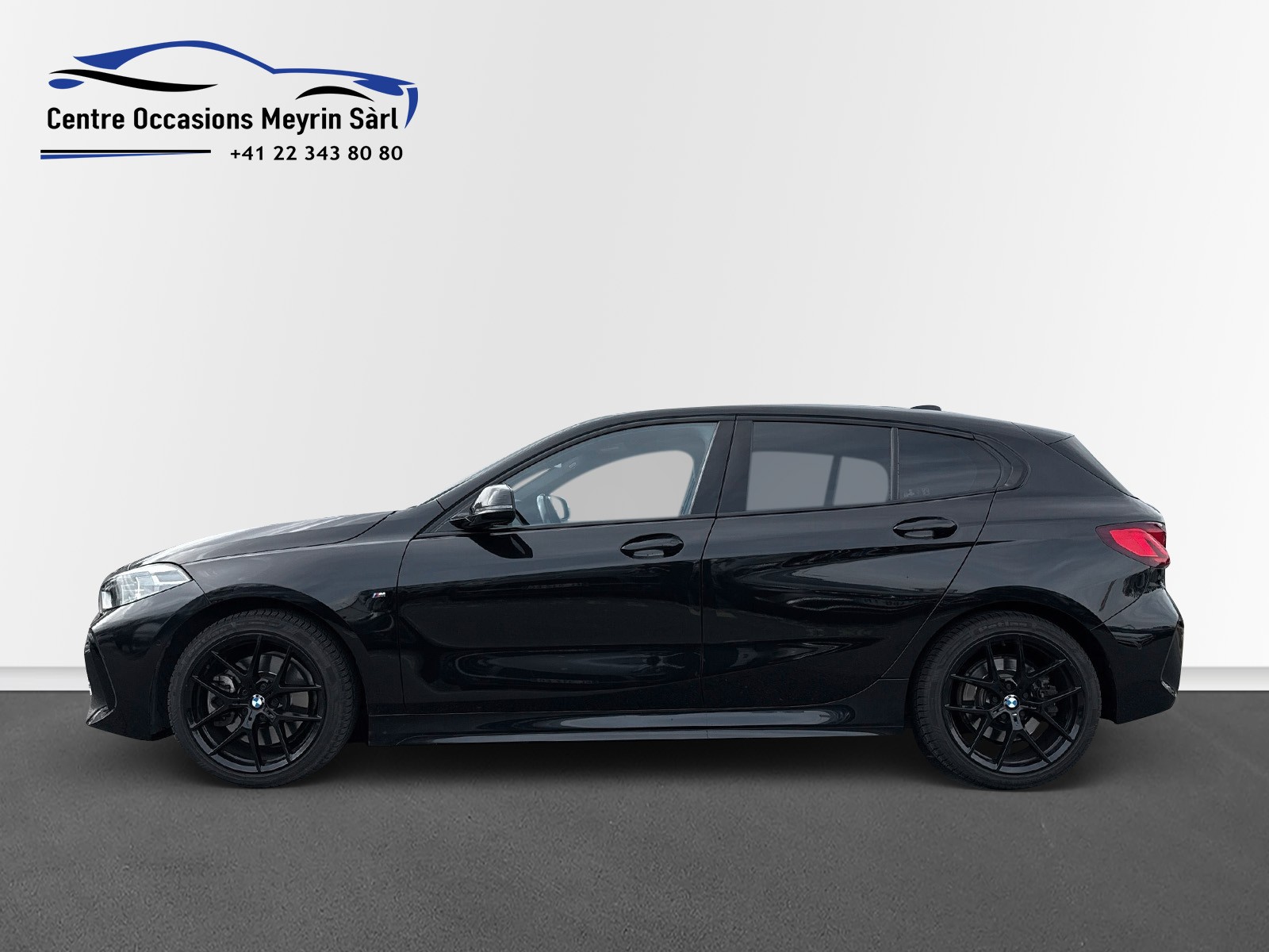 BMW 120d xDrive Steptronic M Sport-showroom-element-1