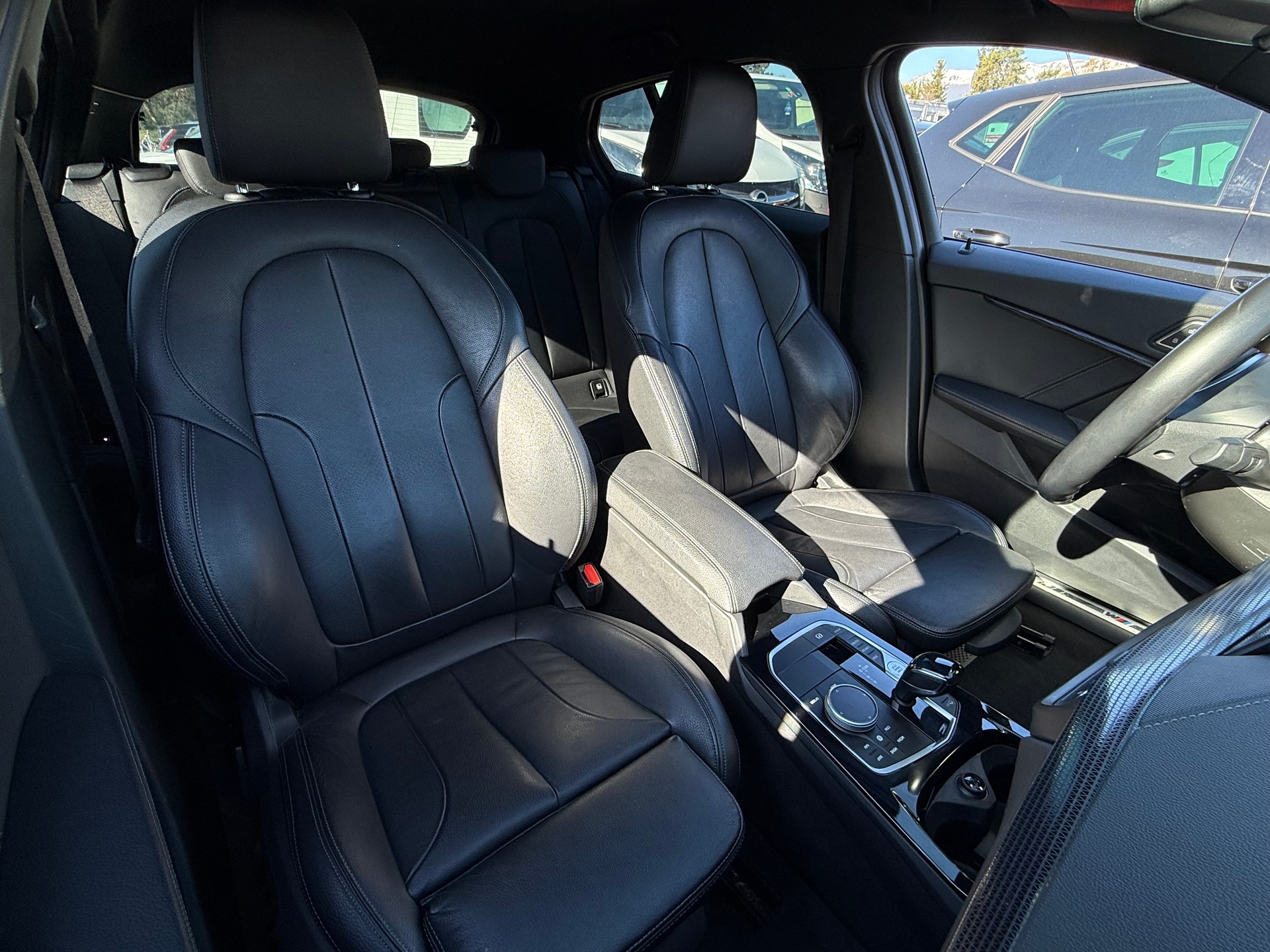 BMW 120d xDrive Steptronic M Sport-image-8