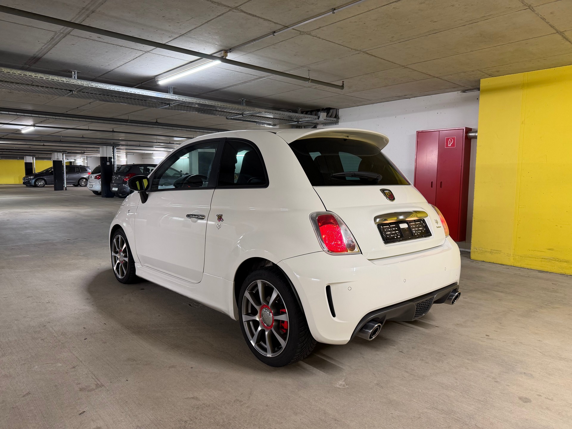 FIAT 595 1.4 16V Turbo Abarth Turismo-image-6