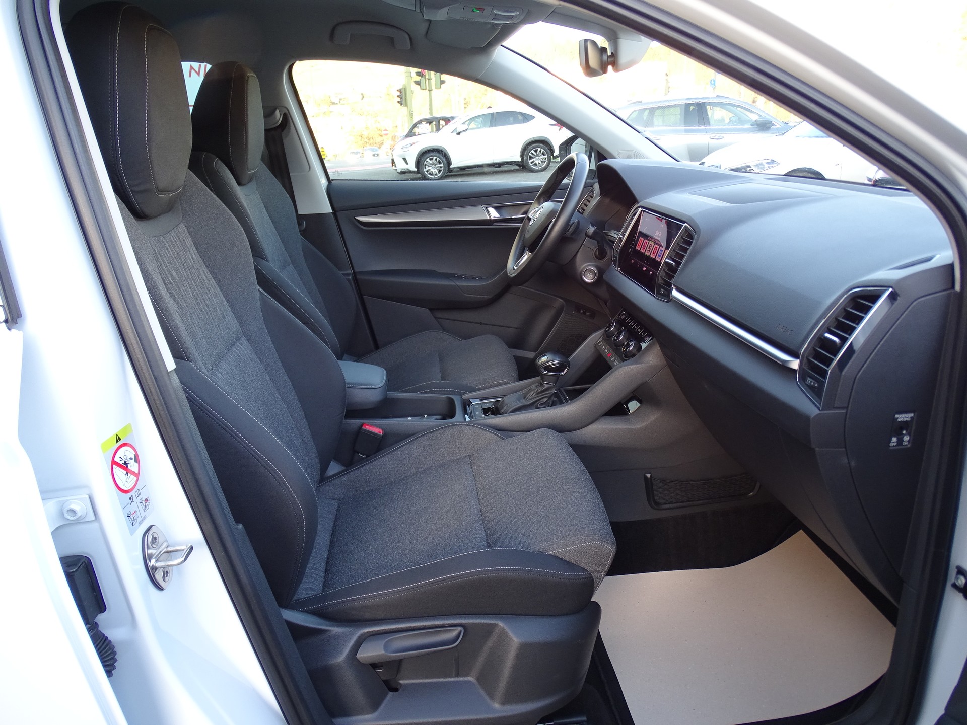 SKODA Karoq 1.5 TSI ACT Style DSG-image-20
