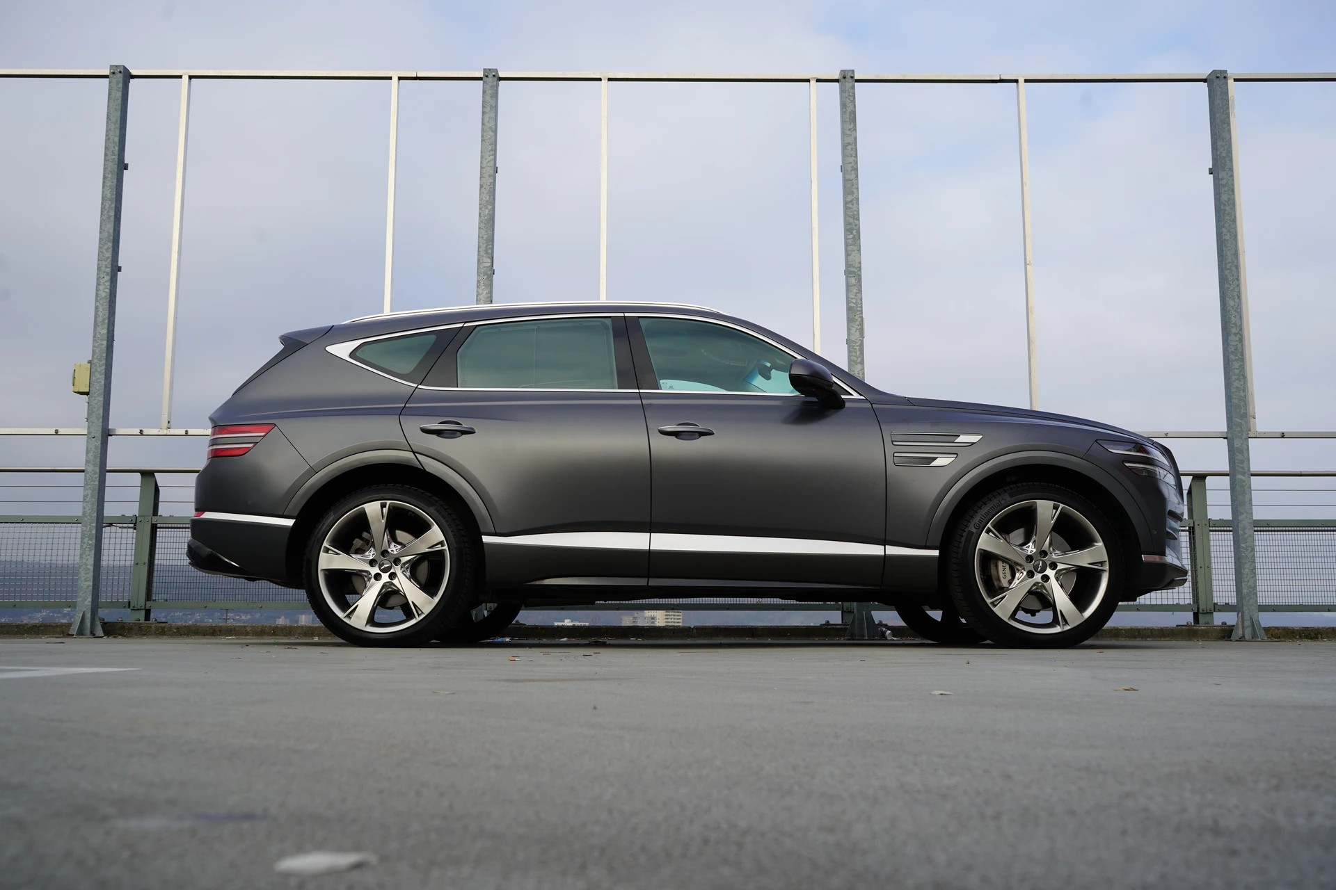 GENESIS GV80 3.0 CRDI LUXUS AT8 AWD l 277 PS