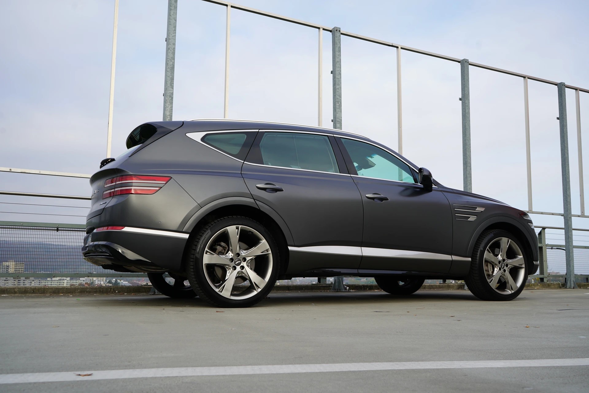 GENESIS GV80 3.0 CRDI LUXUS AT8 AWD l 277 PS-image-9