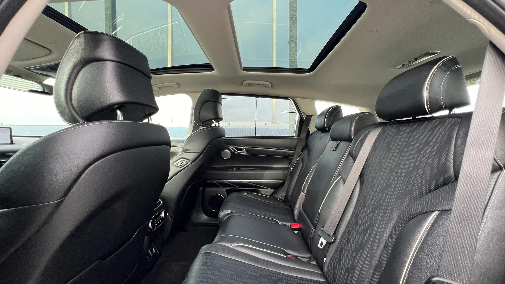 GENESIS GV80 3.0 CRDI LUXUS AT8 AWD l 277 PS-image-27