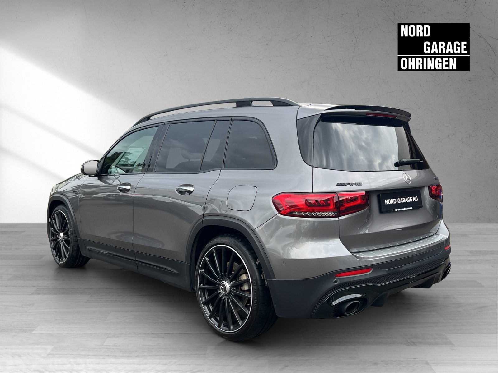MERCEDES-BENZ GLB 35 AMG 4 MATIC-showroom-element-2