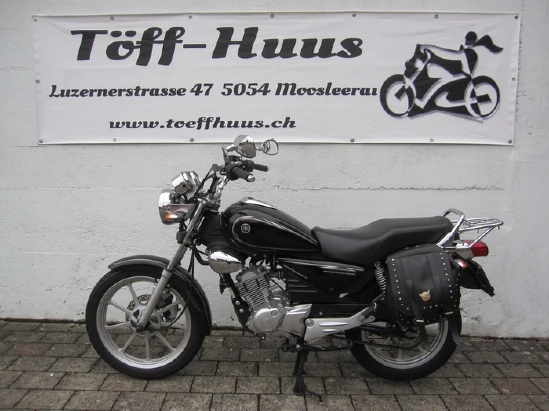 YAMAHA YBR 125 Custom